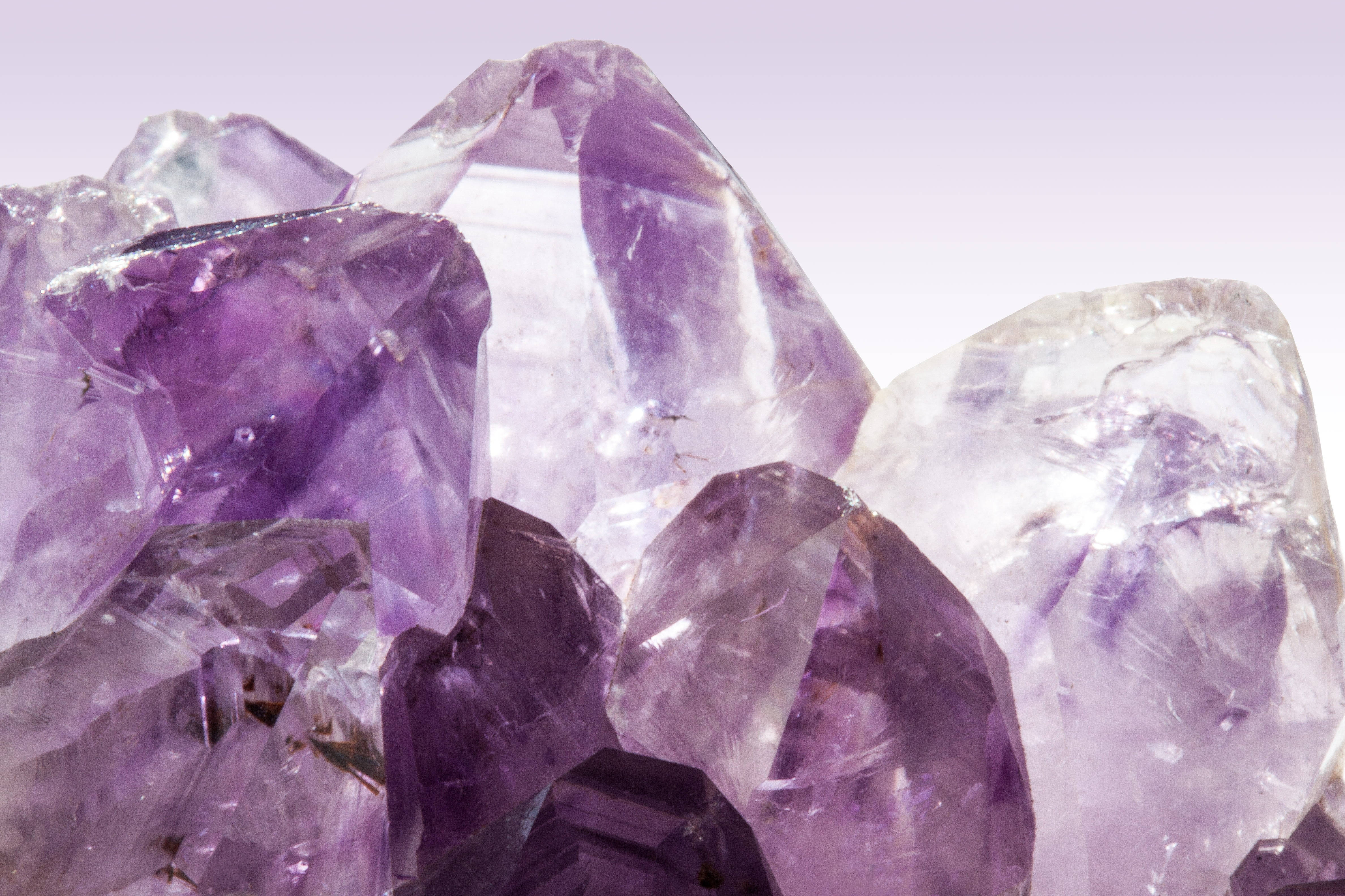 amethyst, deep purple, clear facets, 4K Desktop Wallpaper