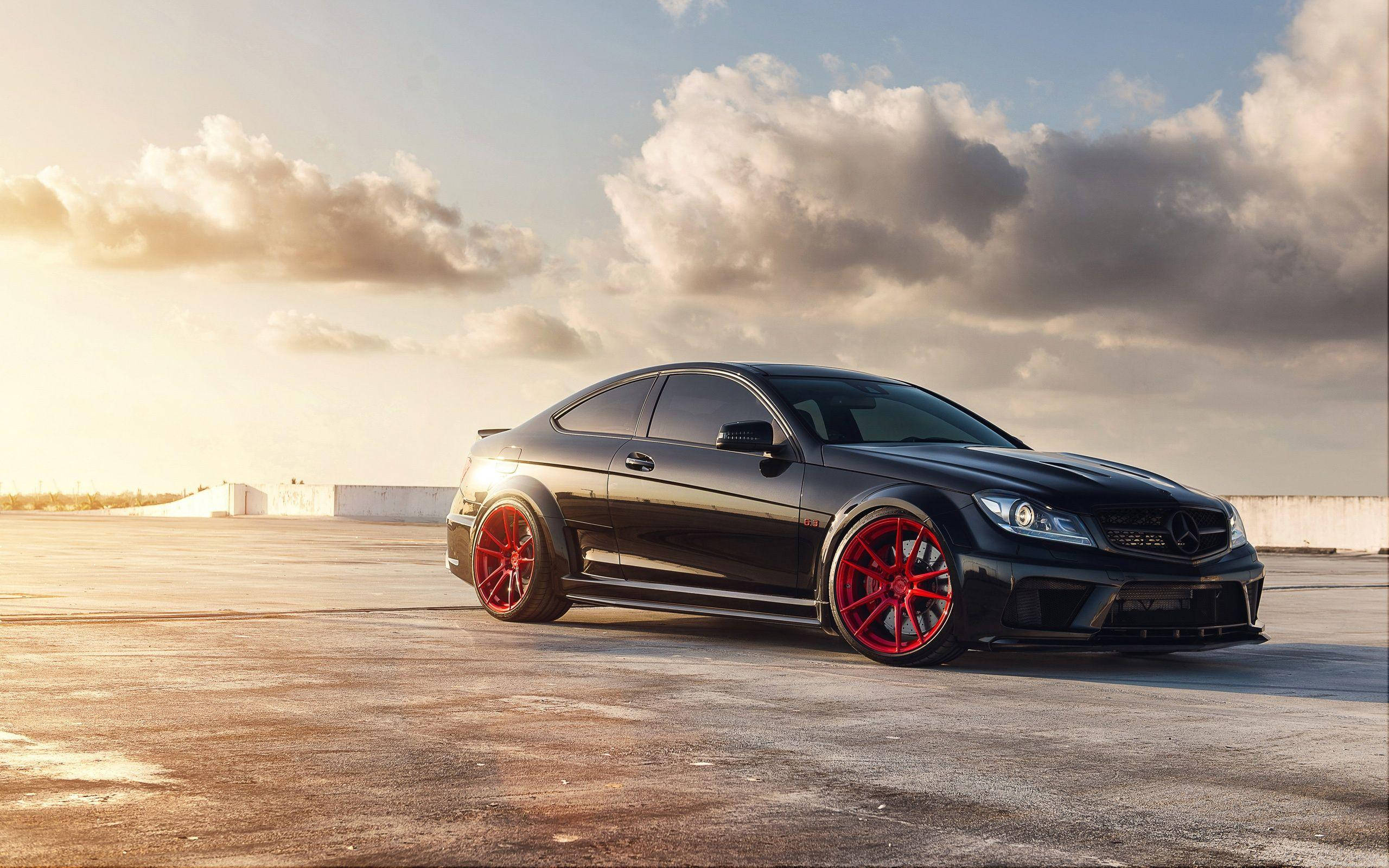 Mercedes sports car, black, vibrant red rims, 2K Desktop Wallpaper