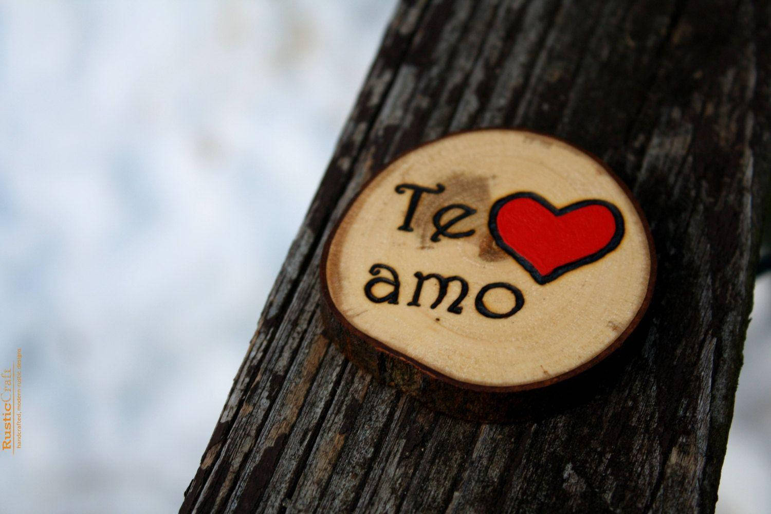 Te amo, red heart, rustic wooden slice, HD Desktop Wallpaper