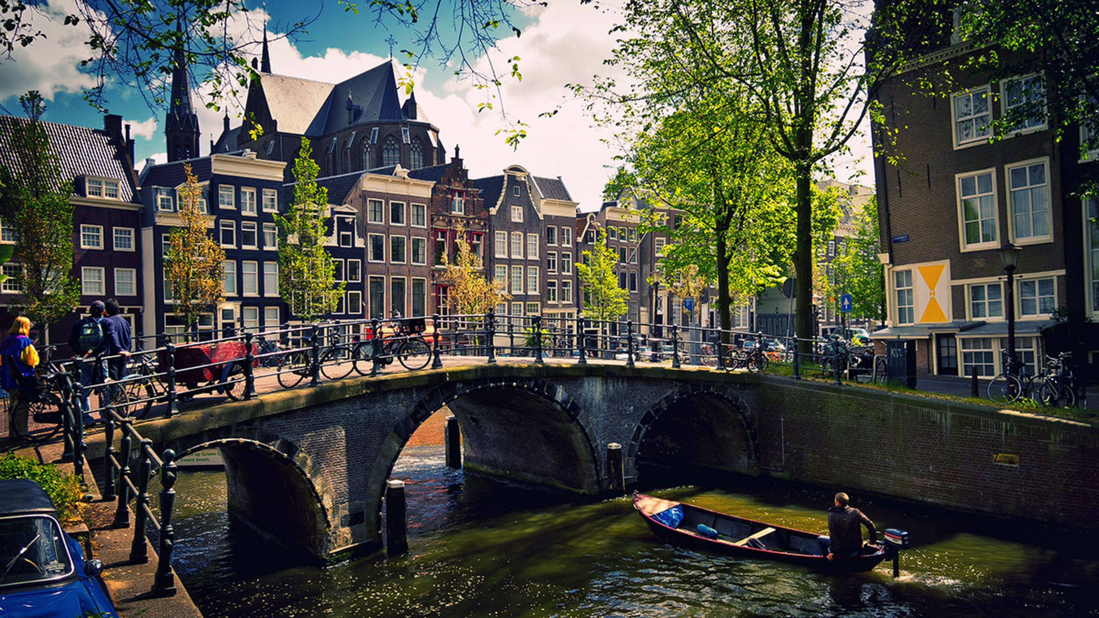 Amsterdam, canal, stone bridge, 4K Desktop Wallpaper