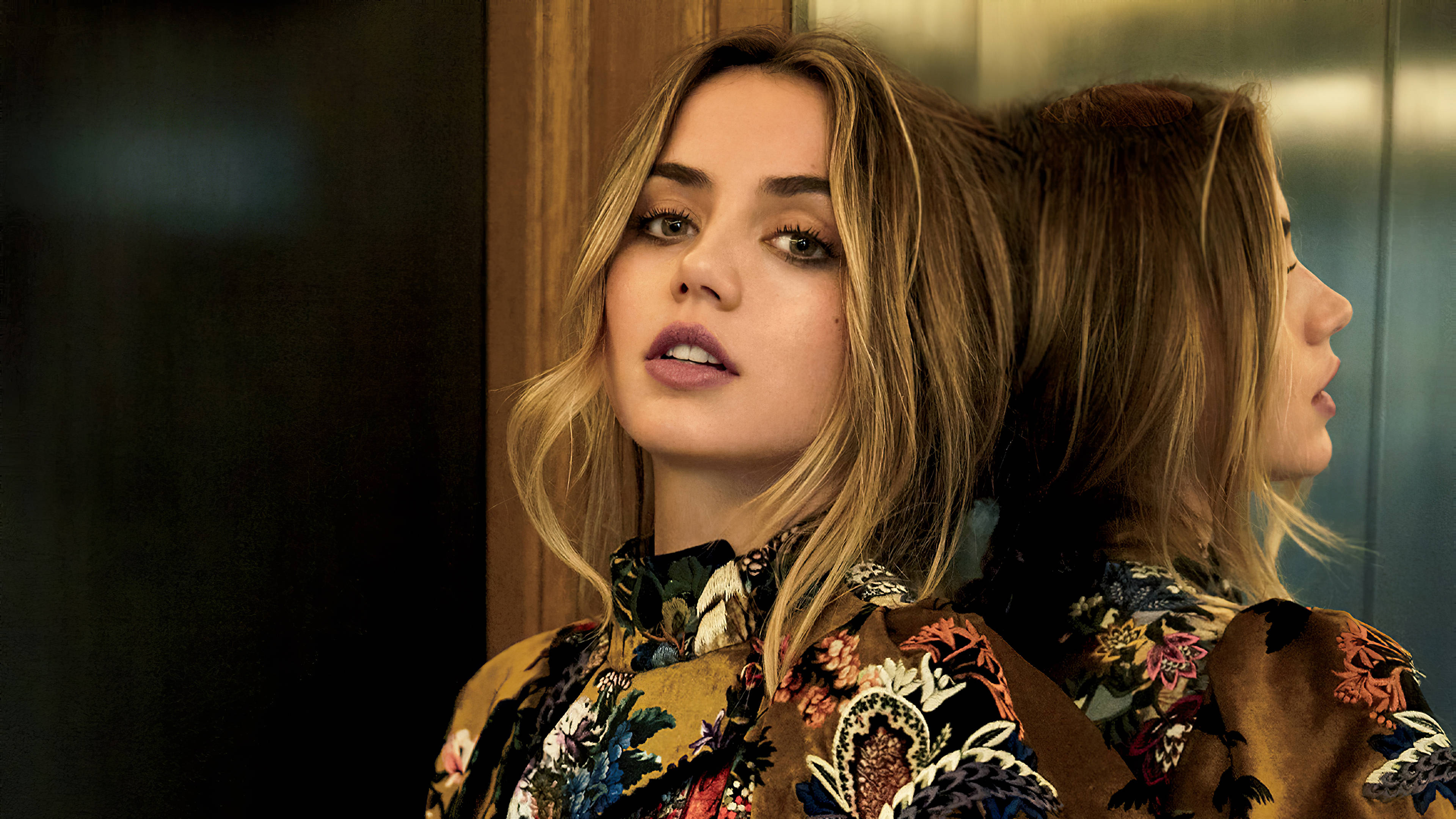 Ana De Armas, blonde hair, floral blouse, 4K Desktop Wallpaper