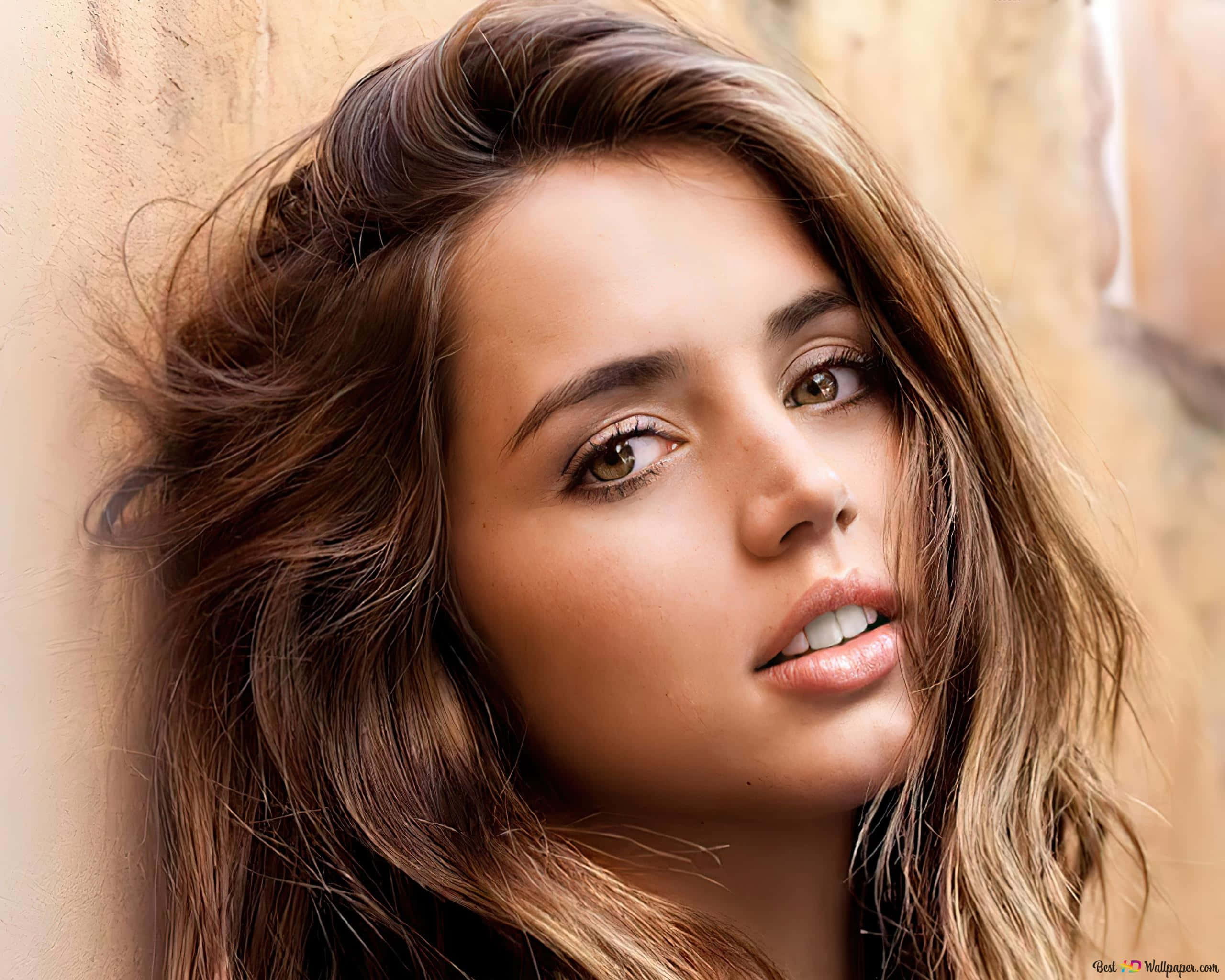 Ana De Armas, tousled brown hair, warm eyes, 2K Desktop Wallpaper
