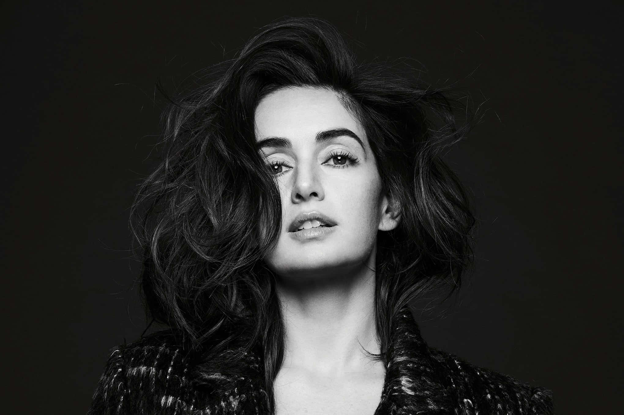 Ana De La Reguera, black and white portrait, windswept hair, Full HD Desktop Wallpaper