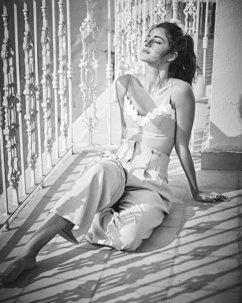 Ananya Pandey, sunlit balcony, dappled shadows, SD Phone Wallpaper