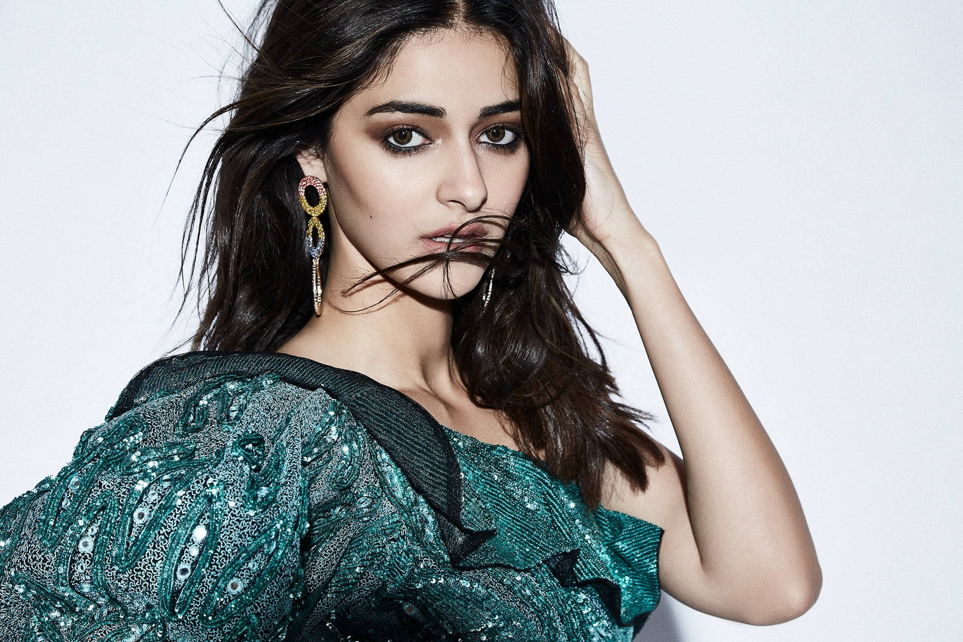 Ananya Pandey, shimmering green sequined top, dark hair, Full HD Desktop Wallpaper