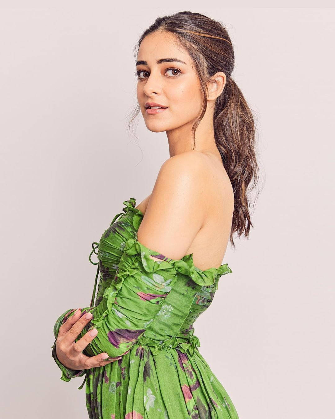 Ananya Pandey, green dress, vibrant green floral dress, HD Phone Wallpaper