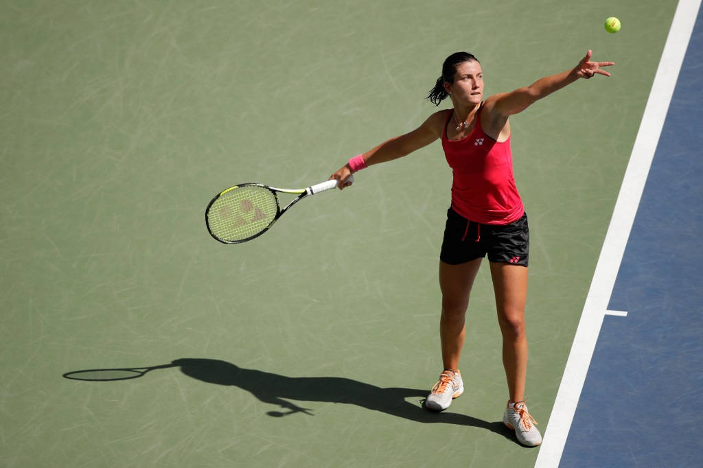 Anastasija Sevastova, red top, black shorts, SD Desktop Wallpaper
