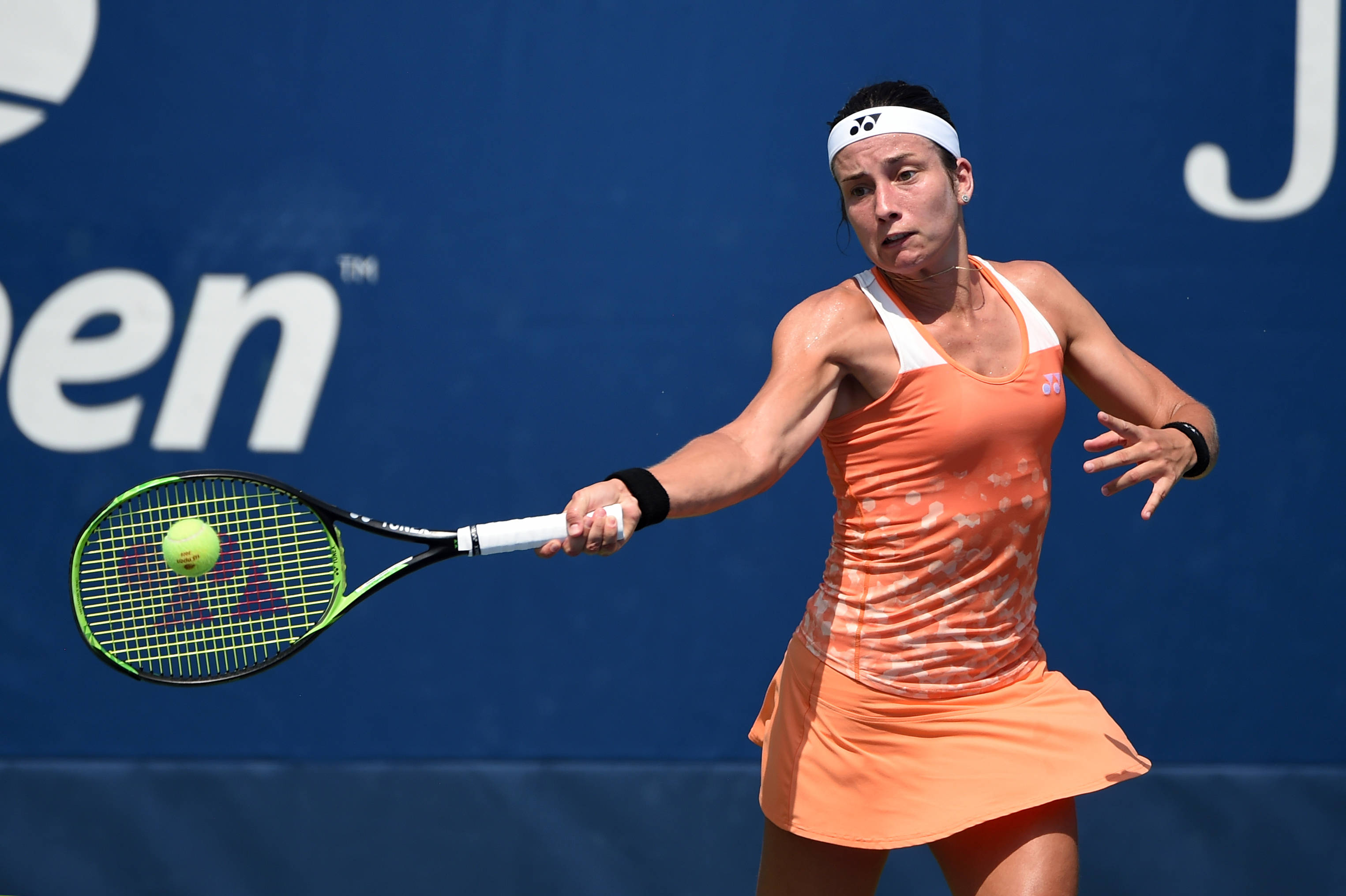 Anastasija Sevastova, peach tennis dress, orange outfit, 2K Desktop Wallpaper