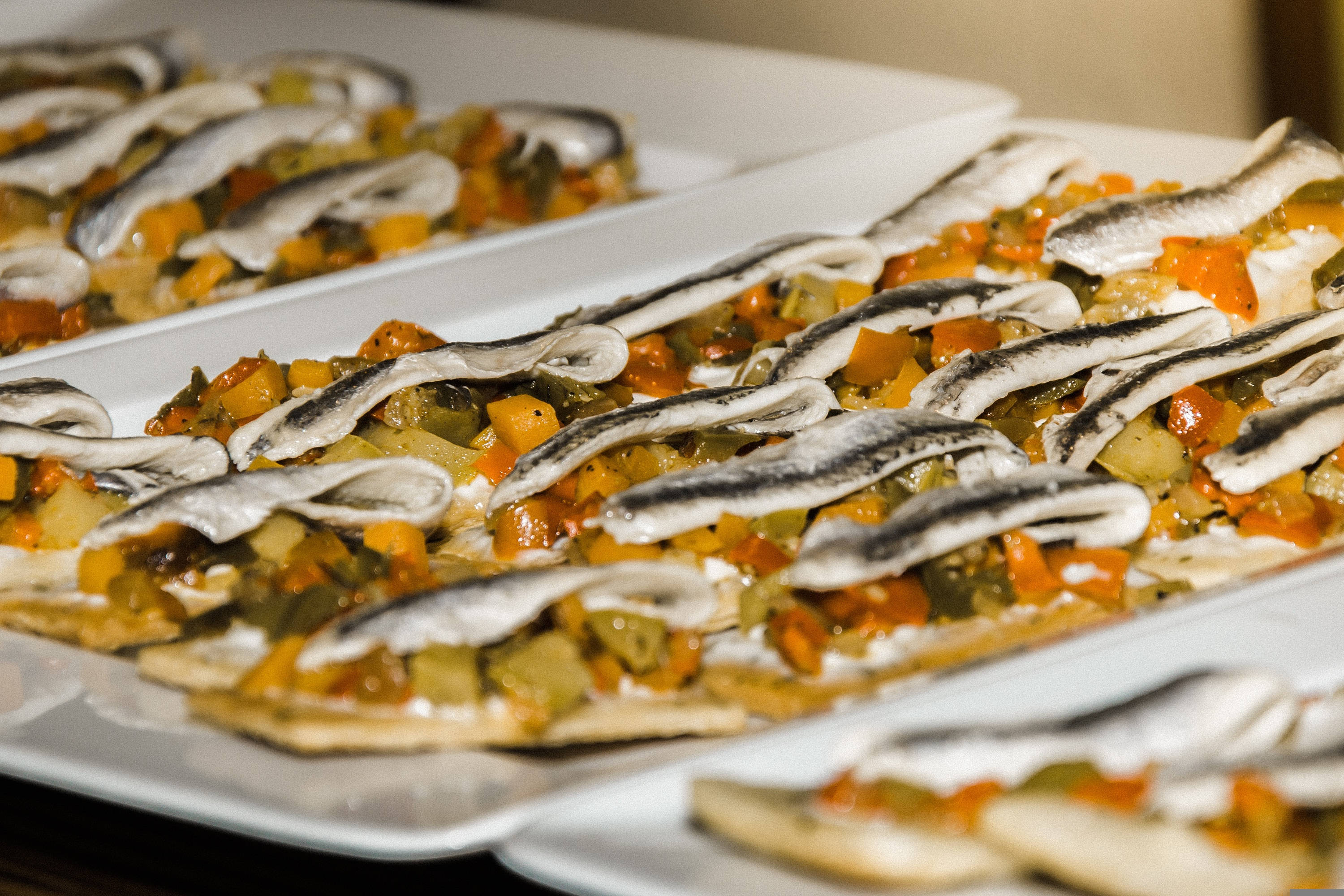 anchovies, tapas, diced vegetables, 2K Desktop Wallpaper