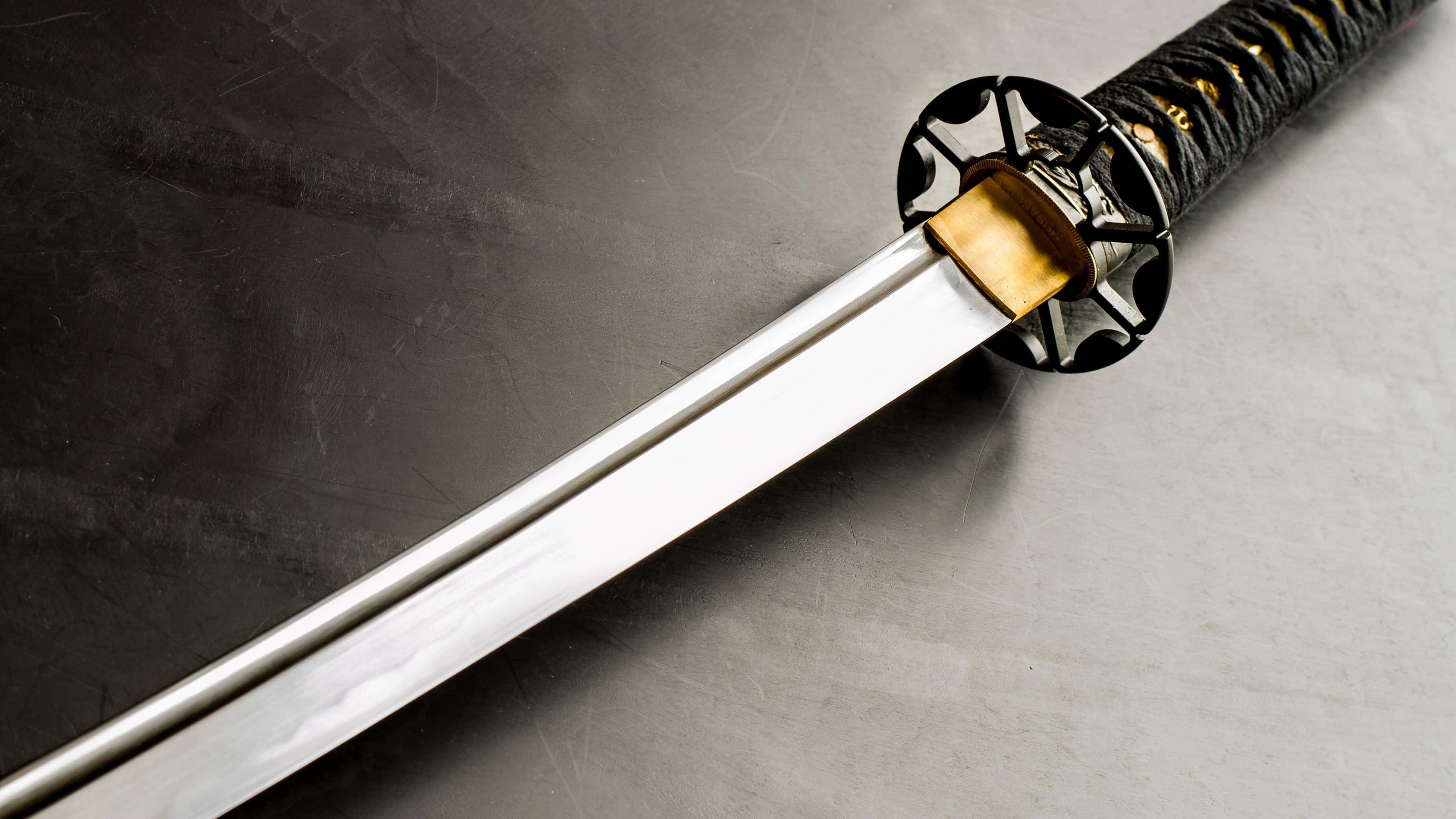 katana, polished steel blade, black wrapped hilt, 4K Desktop Wallpaper