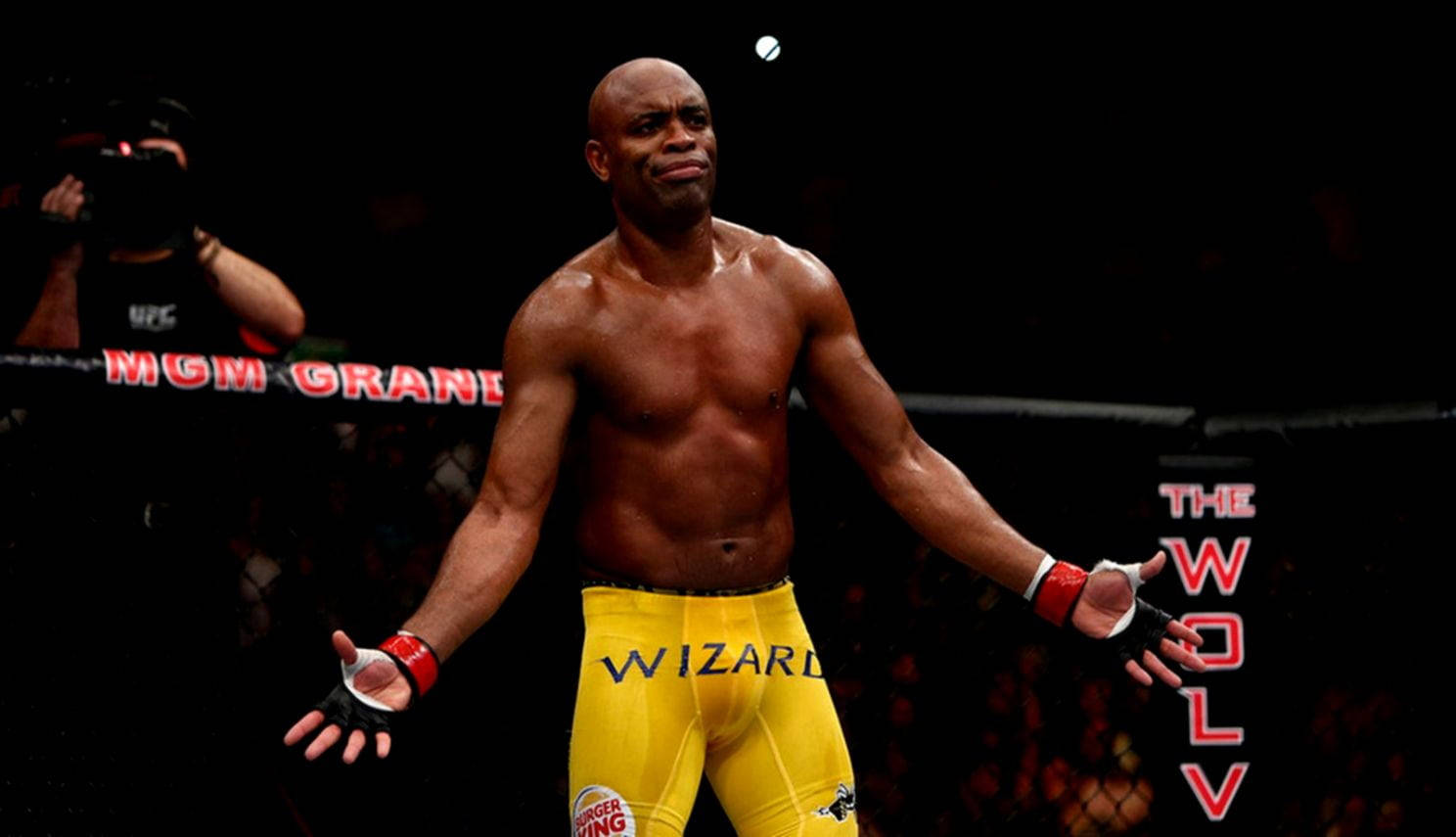 Anderson Silva, yellow shorts, dimly lit octagon, HD Desktop Wallpaper