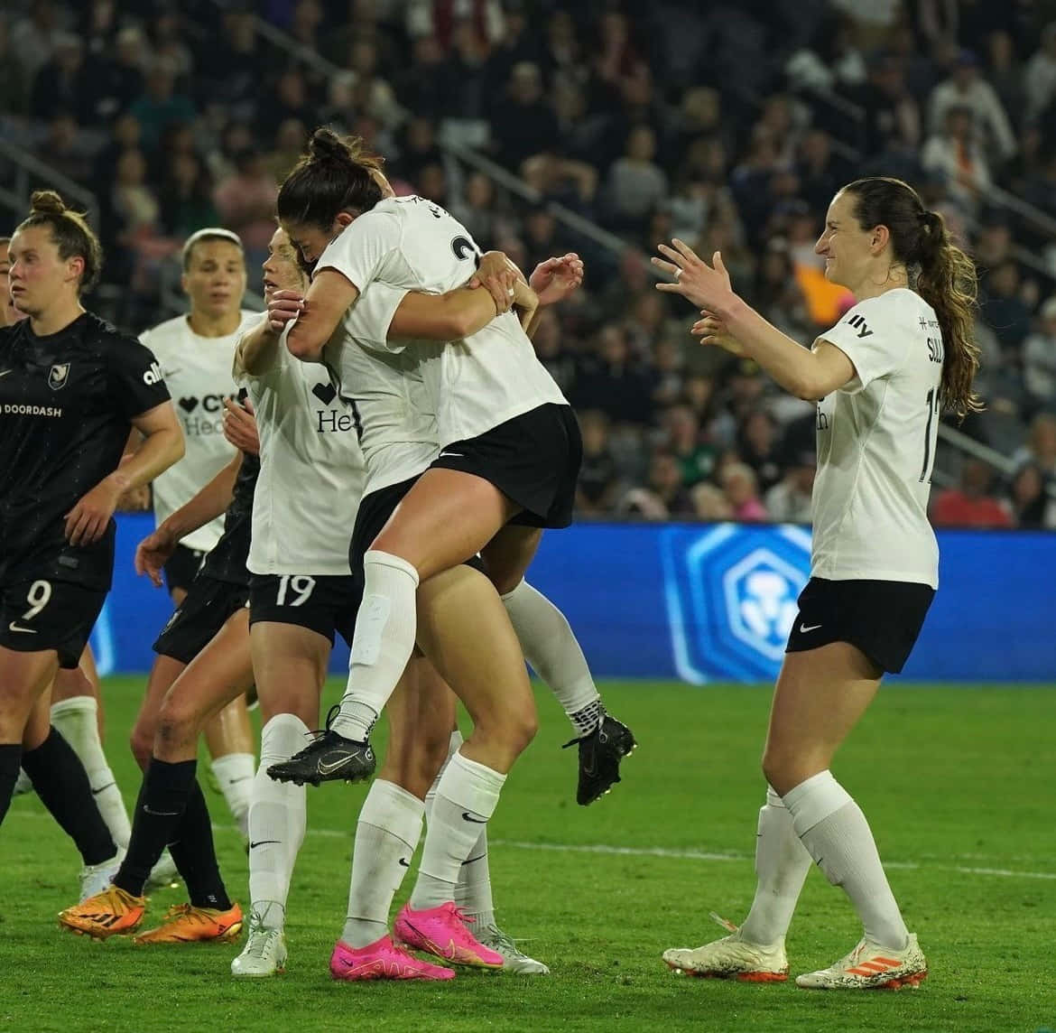 Andi Sullivan, soccer field, white jerseys, SD Desktop Wallpaper