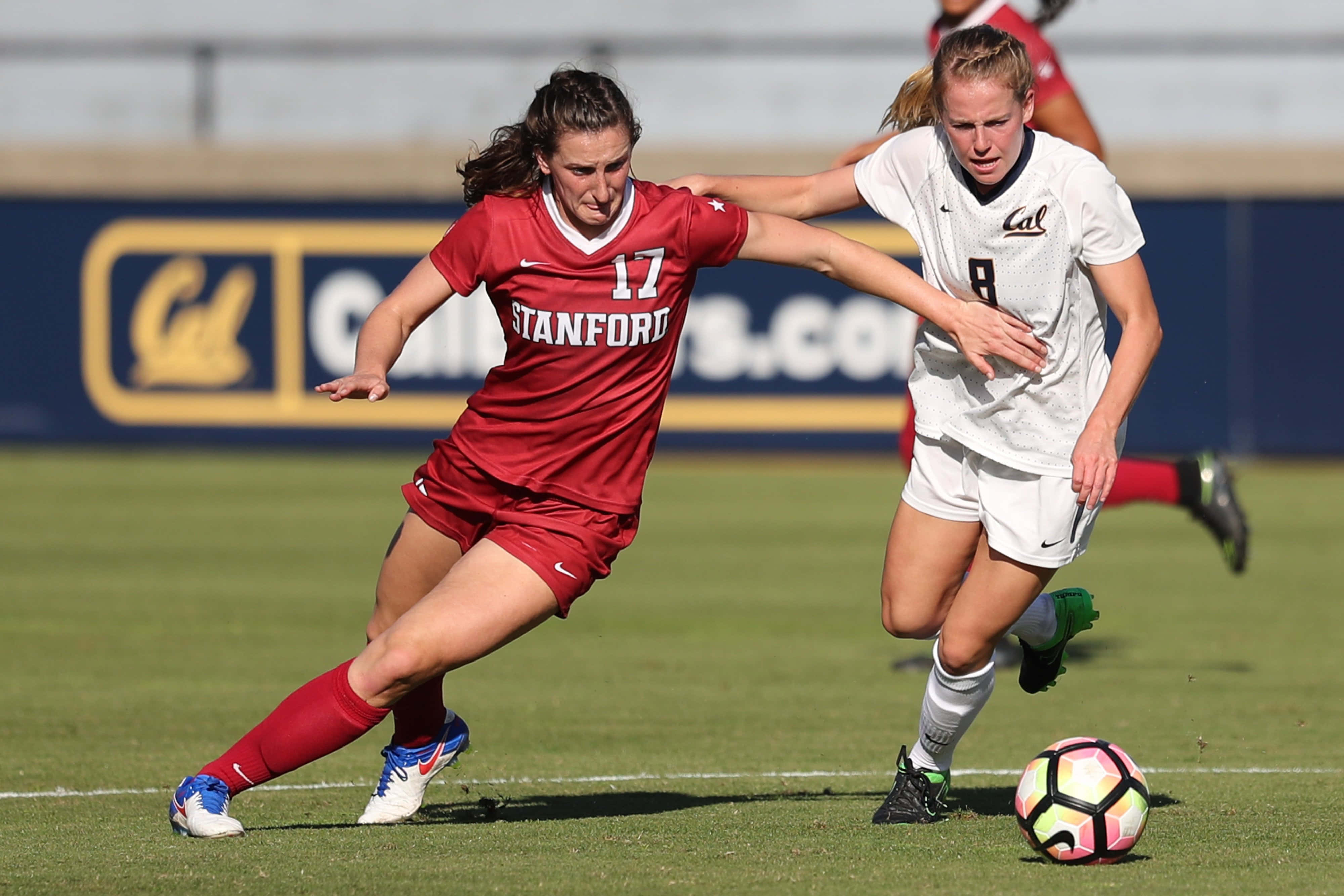 Andi Sullivan, soccer player, sunlit grass field, 4K Desktop Wallpaper
