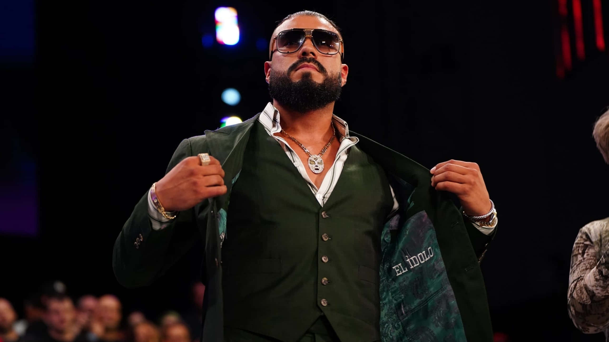 Andrade El Idolo, sunglasses, green suit, 2K Desktop Wallpaper