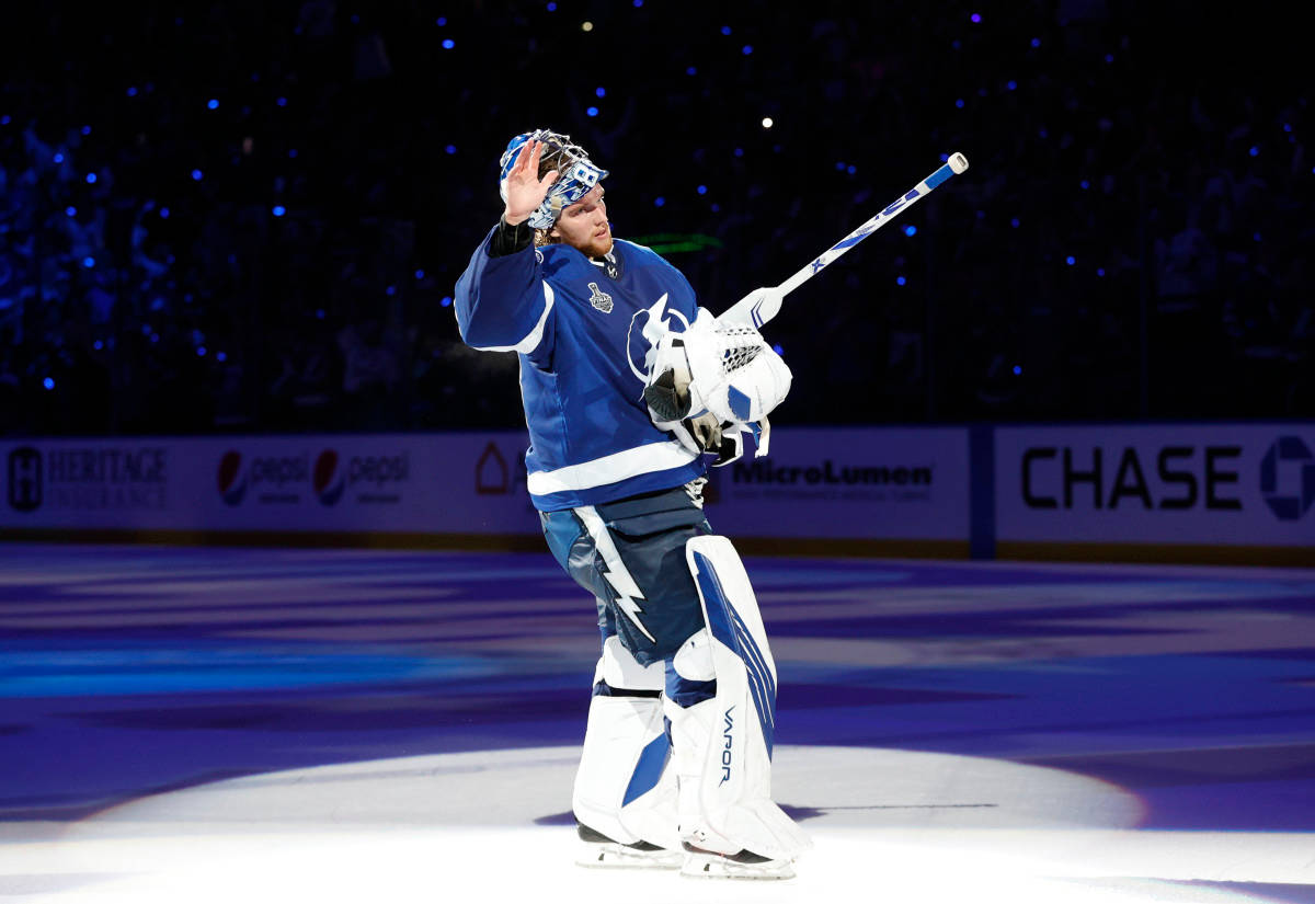 Andrei Vasilevskiy, blue and white gear, arena lights, SD Desktop Wallpaper
