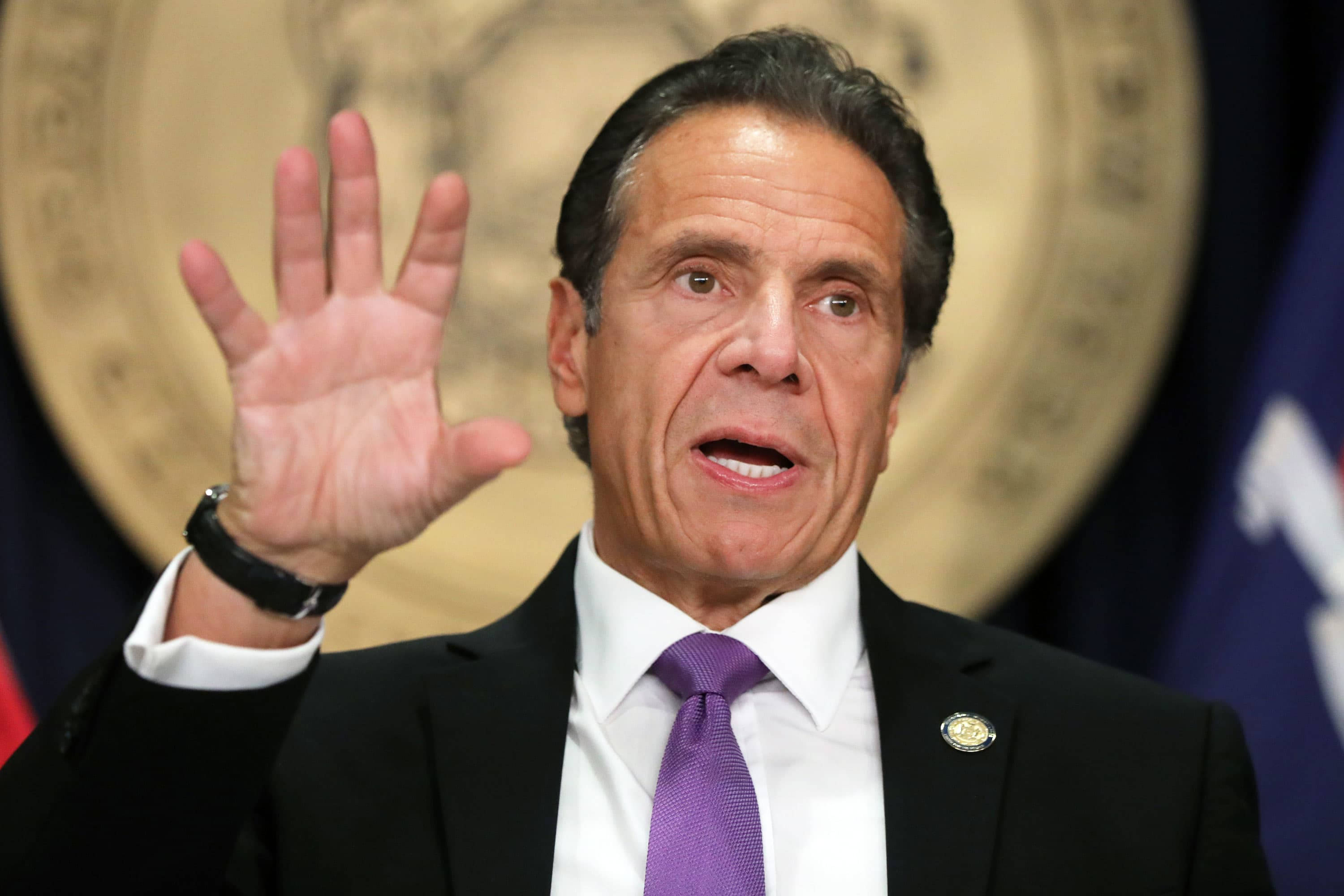 Andrew Cuomo, black suit, purple tie, 2K Desktop Wallpaper