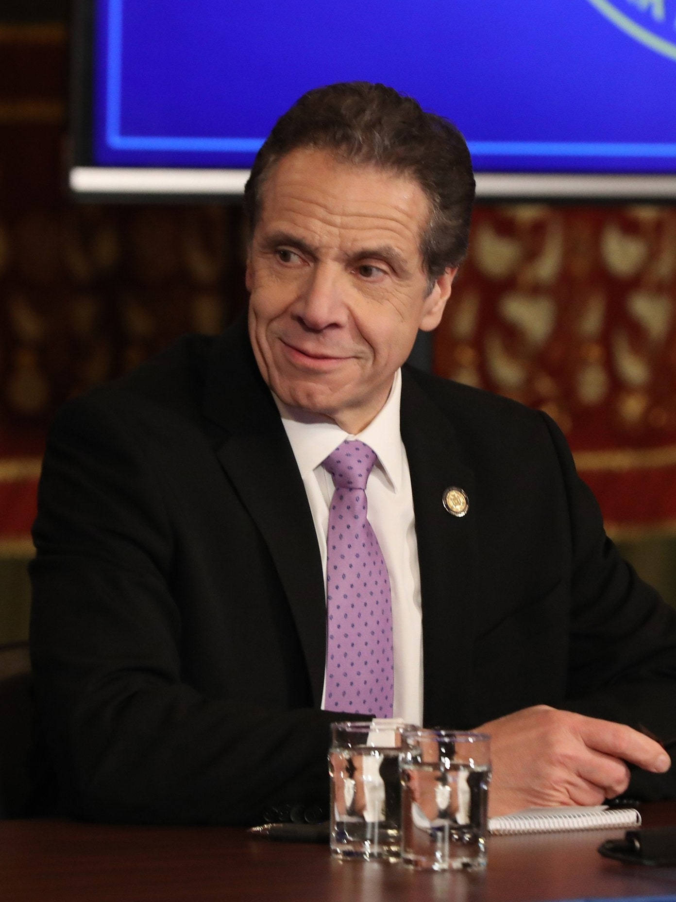 Andrew Cuomo, black suit, purple polka dot tie, HD Phone Wallpaper