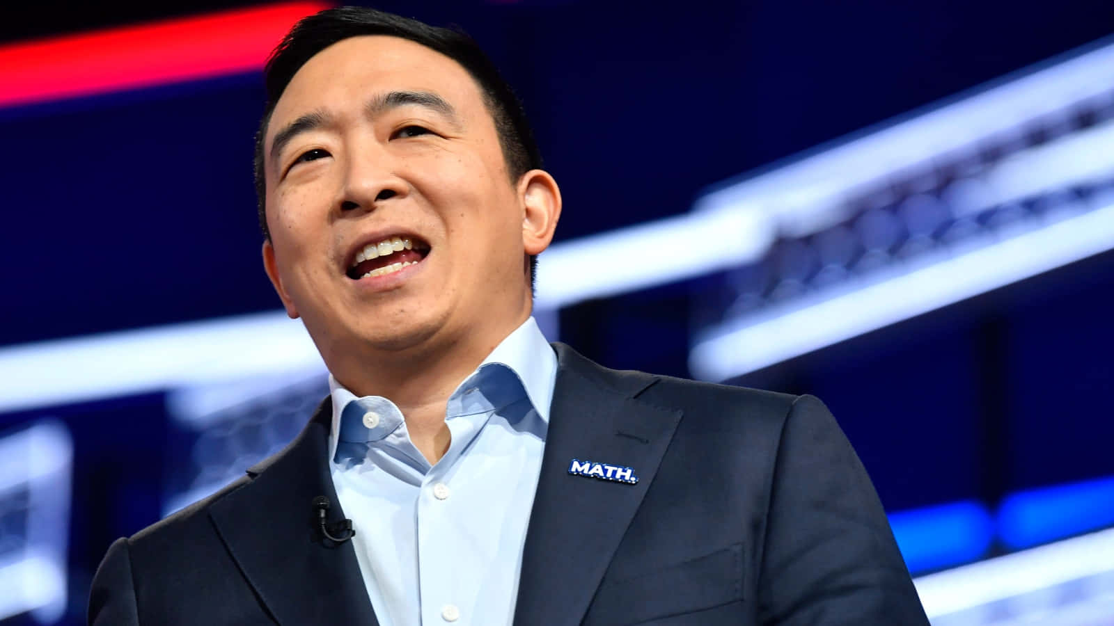 Andrew Yang, dark suit, light blue shirt, HD Desktop Wallpaper