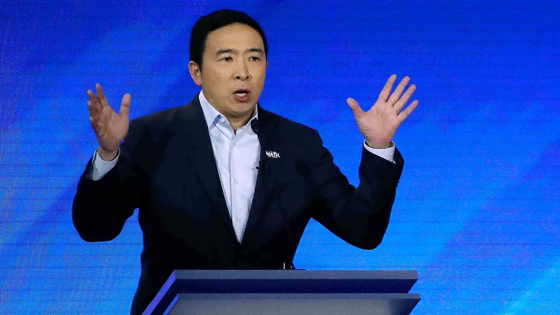 Andrew Yang, dark suit, podium, Full HD Desktop Wallpaper