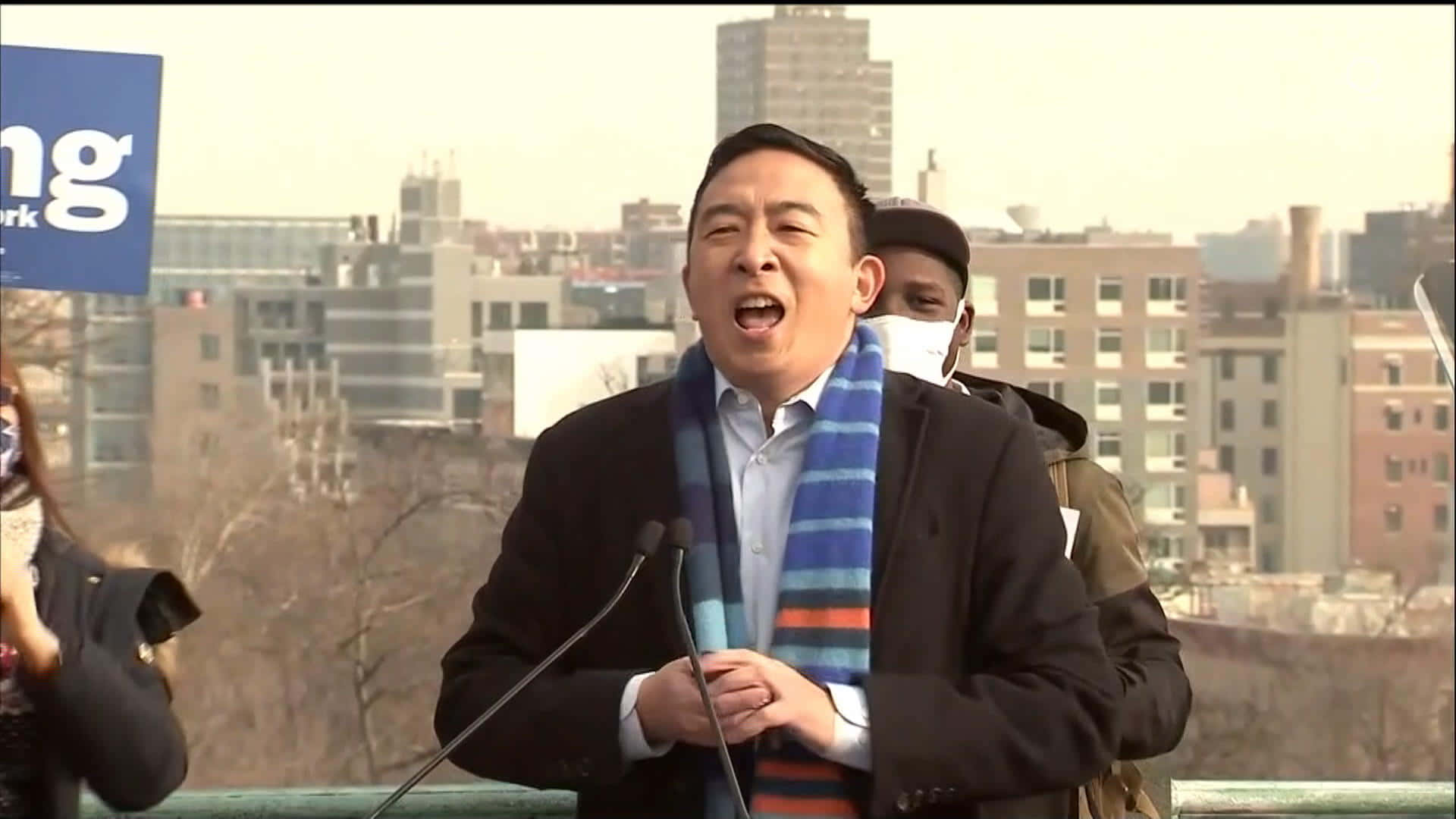 Andrew Yang, suit, striped scarf, Full HD Desktop Wallpaper