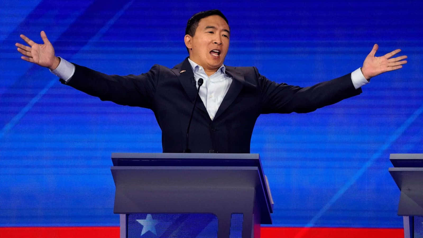 Andrew Yang, podium, blue stage backdrop, HD Desktop Wallpaper