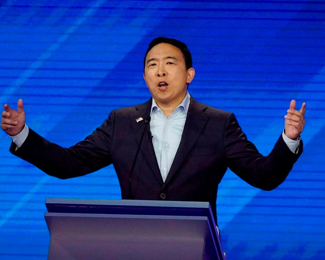 Andrew Yang, dark suit, podium, HD Desktop Wallpaper