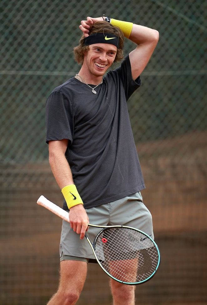 Andrey Rublev, gray gear, yellow wristbands, SD Phone Wallpaper