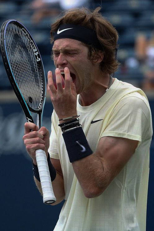 Andrey Rublev, light yellow shirt, racket, SD Phone Wallpaper