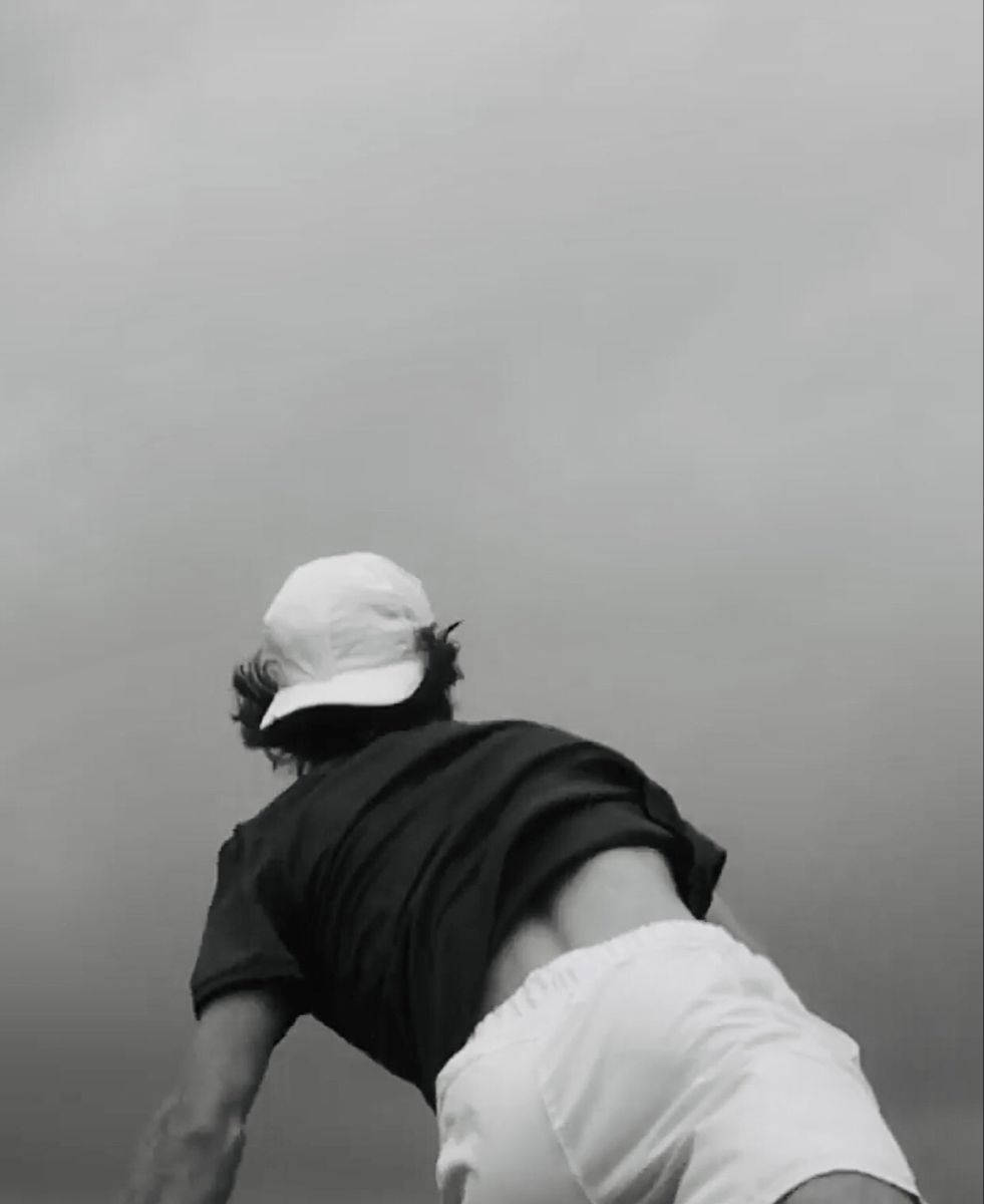 Andrey Rublev, white cap, shorts, SD Phone Wallpaper