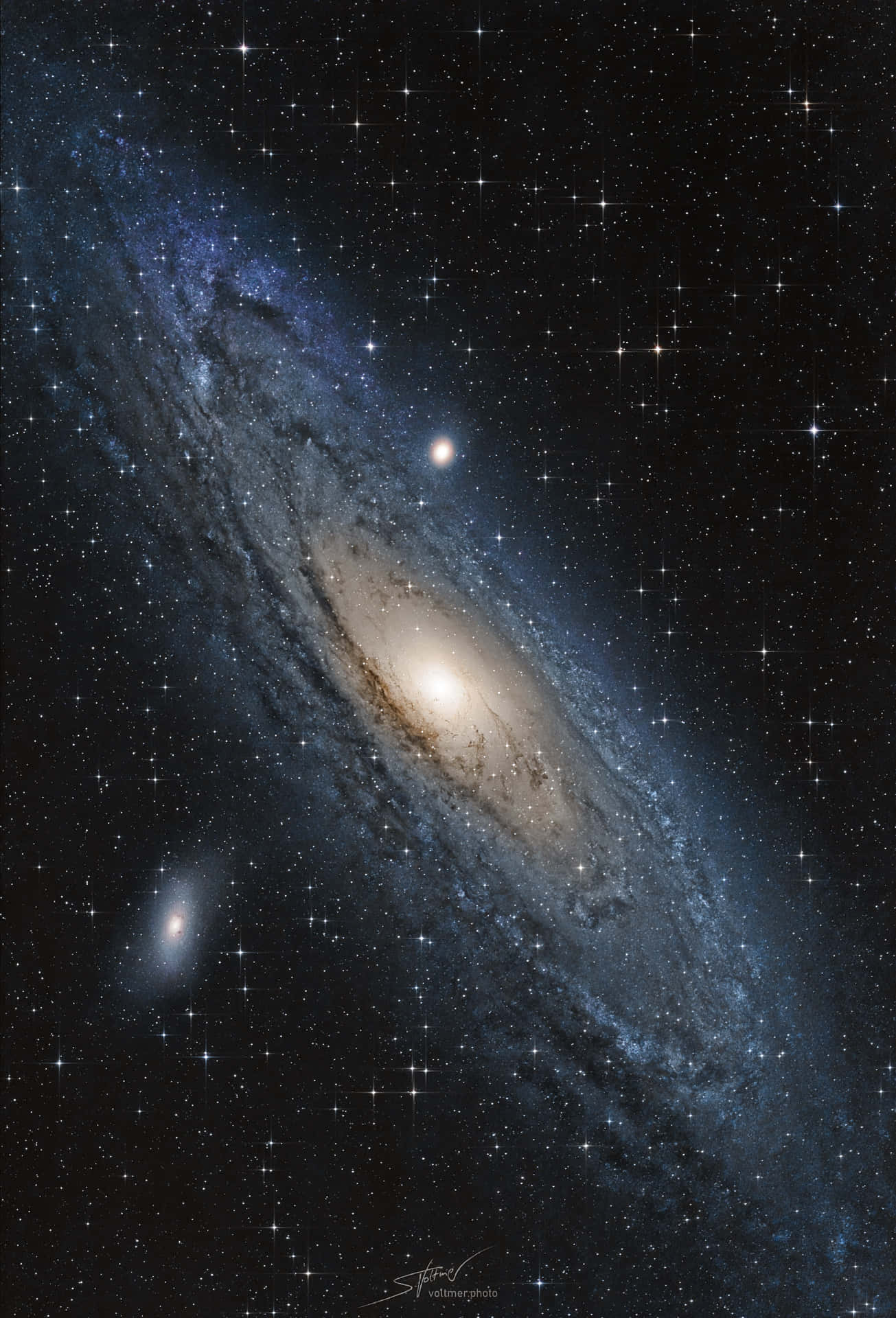 Andromeda Galaxy, 4K, glowing core, Full HD Phone Wallpaper