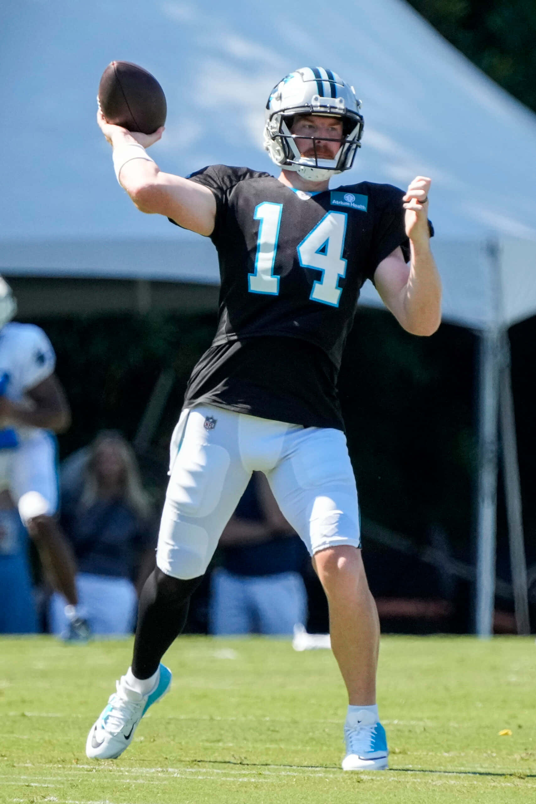 quarterback, black jersey, number 14, 2K Phone Wallpaper