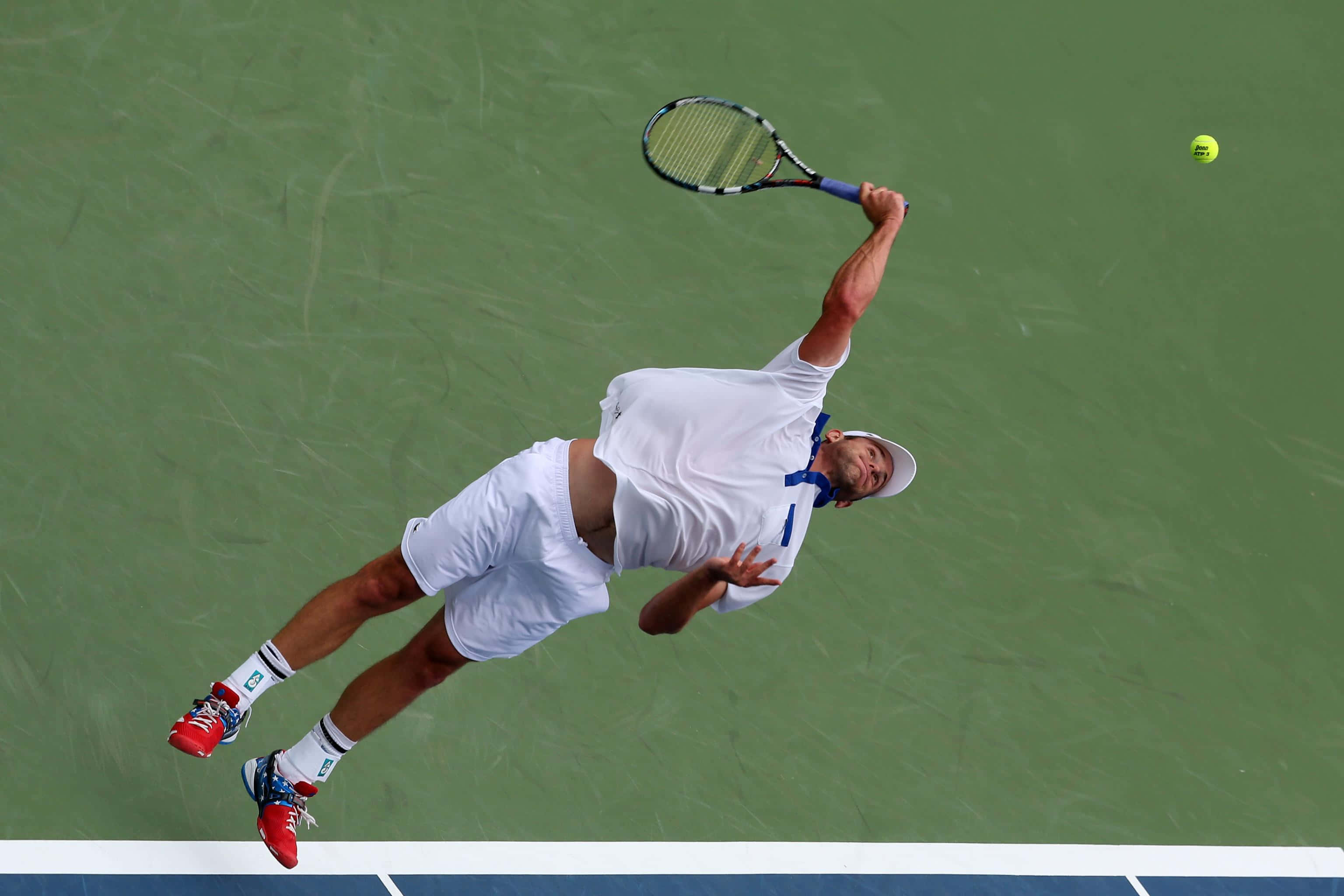 Andy Roddick, tennis smash, mid-air, 2K Desktop Wallpaper