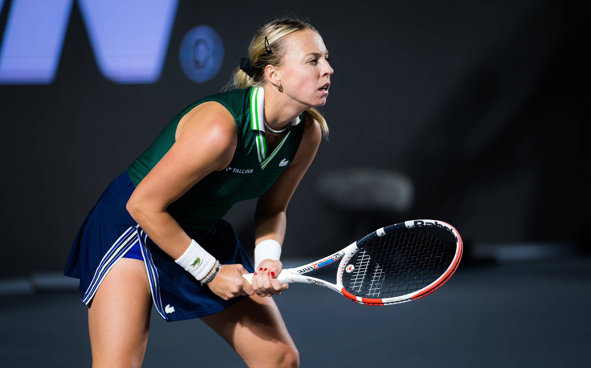 Anett Kontaveit, green and blue gear, racket, Full HD Desktop Wallpaper