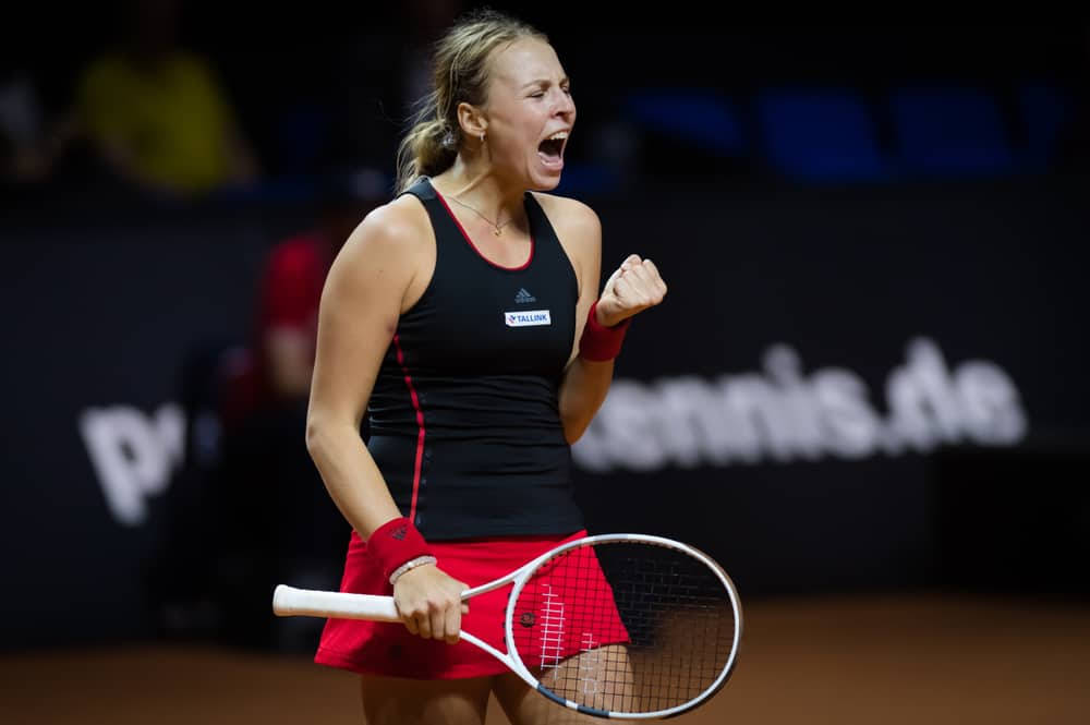 Anett Kontaveit, red skirt, black and red gear, SD Desktop Wallpaper