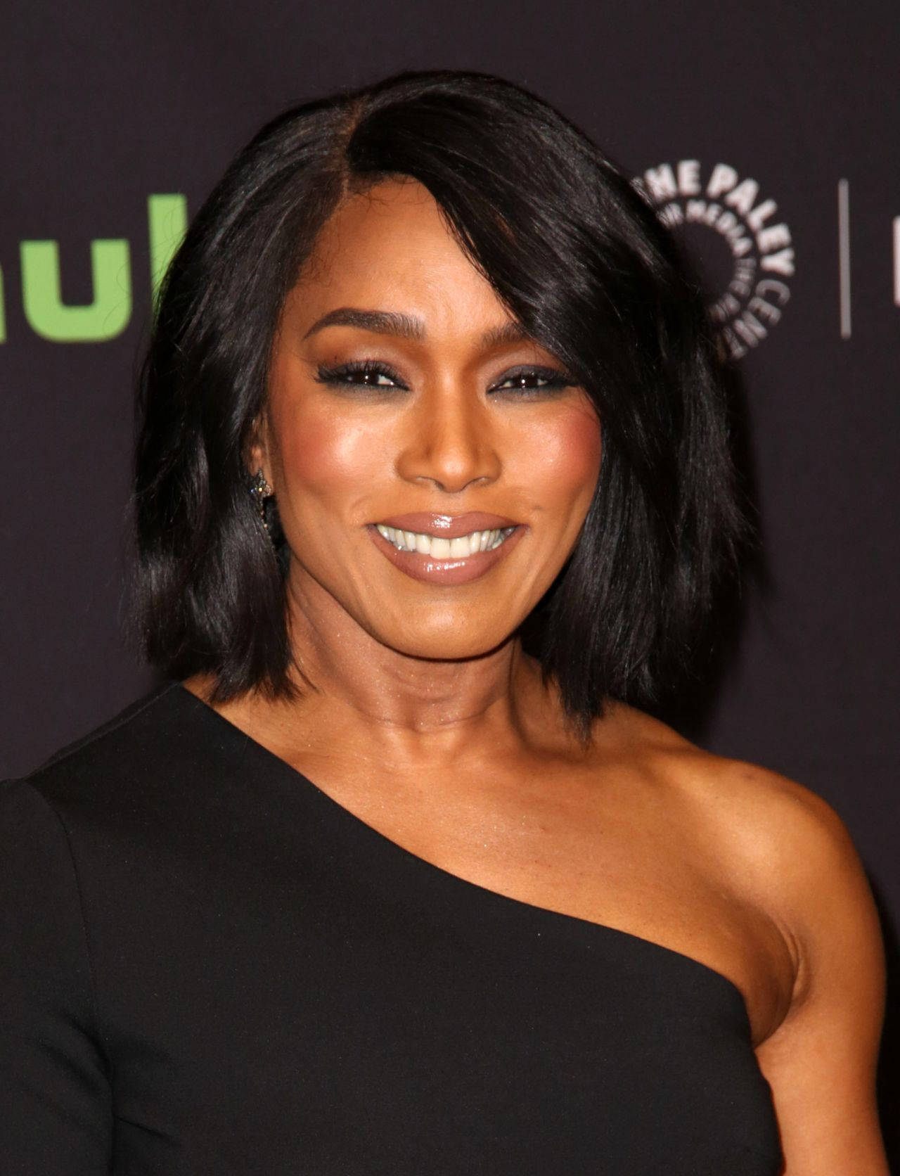 Angela Bassett, black one-shoulder dress, sleek black bob hairstyle, HD Phone Wallpaper