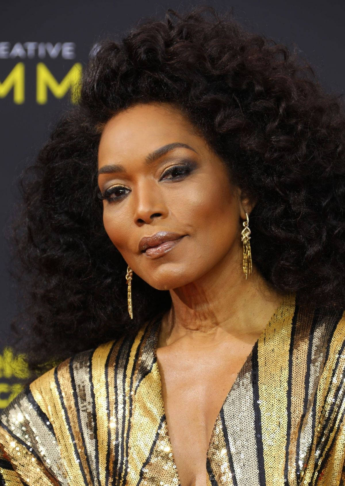 Angela Bassett, shimmering gold and black striped gown, red carpet event, HD Phone Wallpaper
