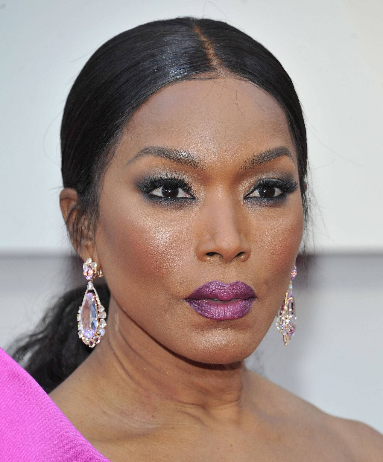 Angela Bassett, bold purple lipstick, sparkling teardrop earrings, HD Phone Wallpaper