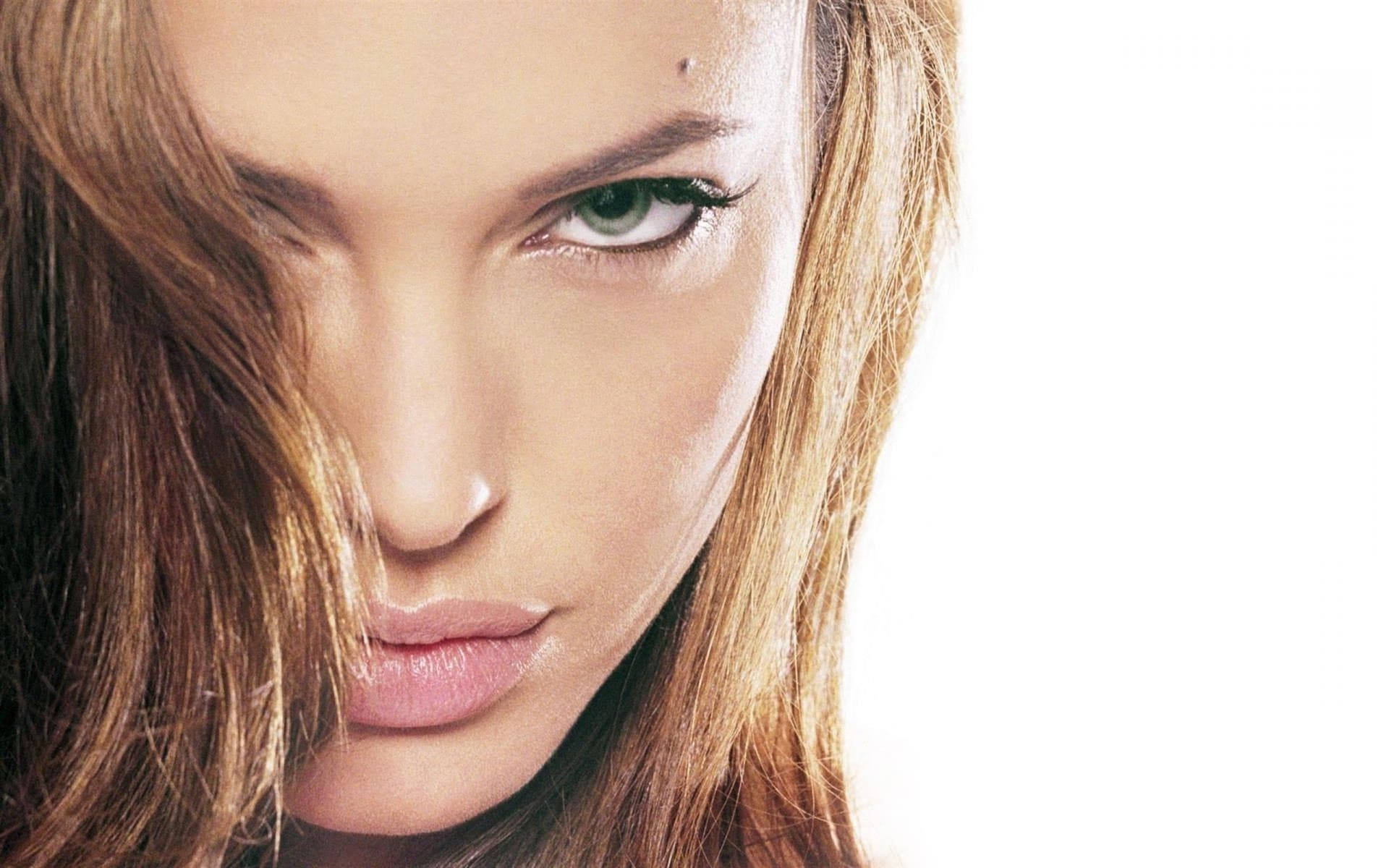 Angelina Jolie, green eyes, brown hair, Full HD Desktop Wallpaper
