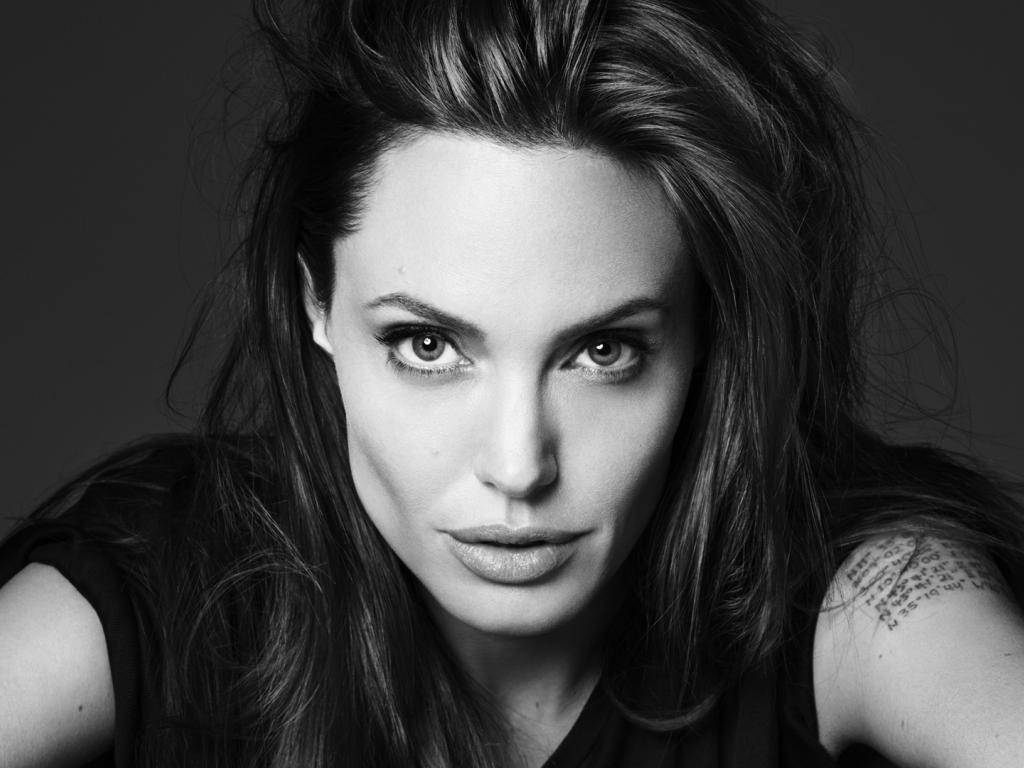 Angelina Jolie, monochrome, black and white portrait, SD Desktop Wallpaper