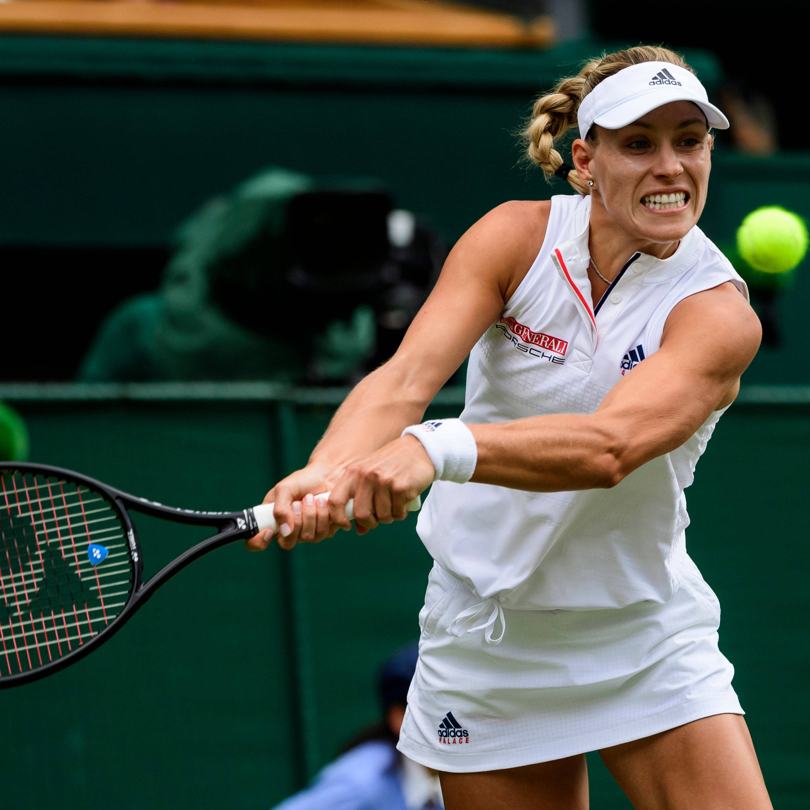 Angelique Kerber, white gear, bright yellow ball, 2K Phone Wallpaper
