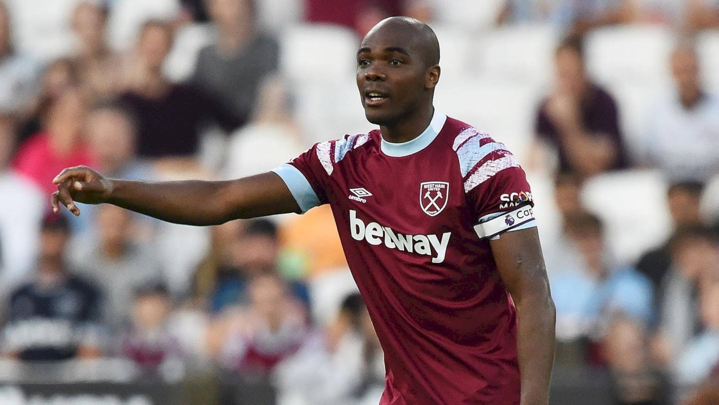 Angelo Ogbonna, maroon jersey, daytime match, Full HD Desktop Wallpaper