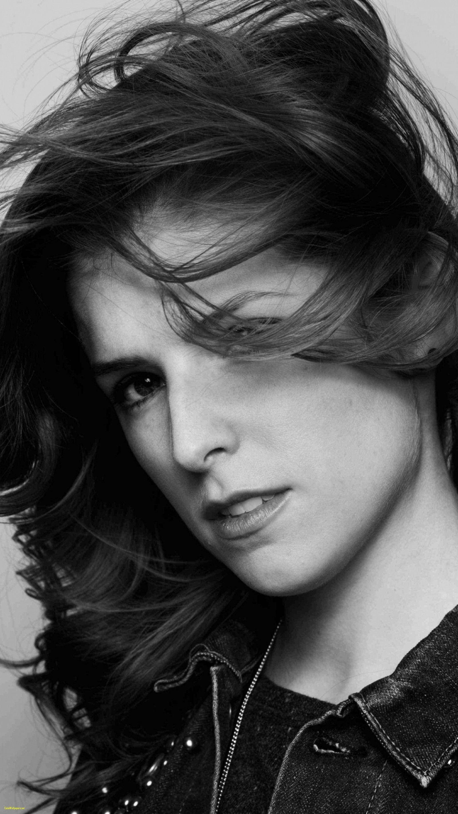 Anna Kendrick, black and white, messy hair, 2K Phone Wallpaper