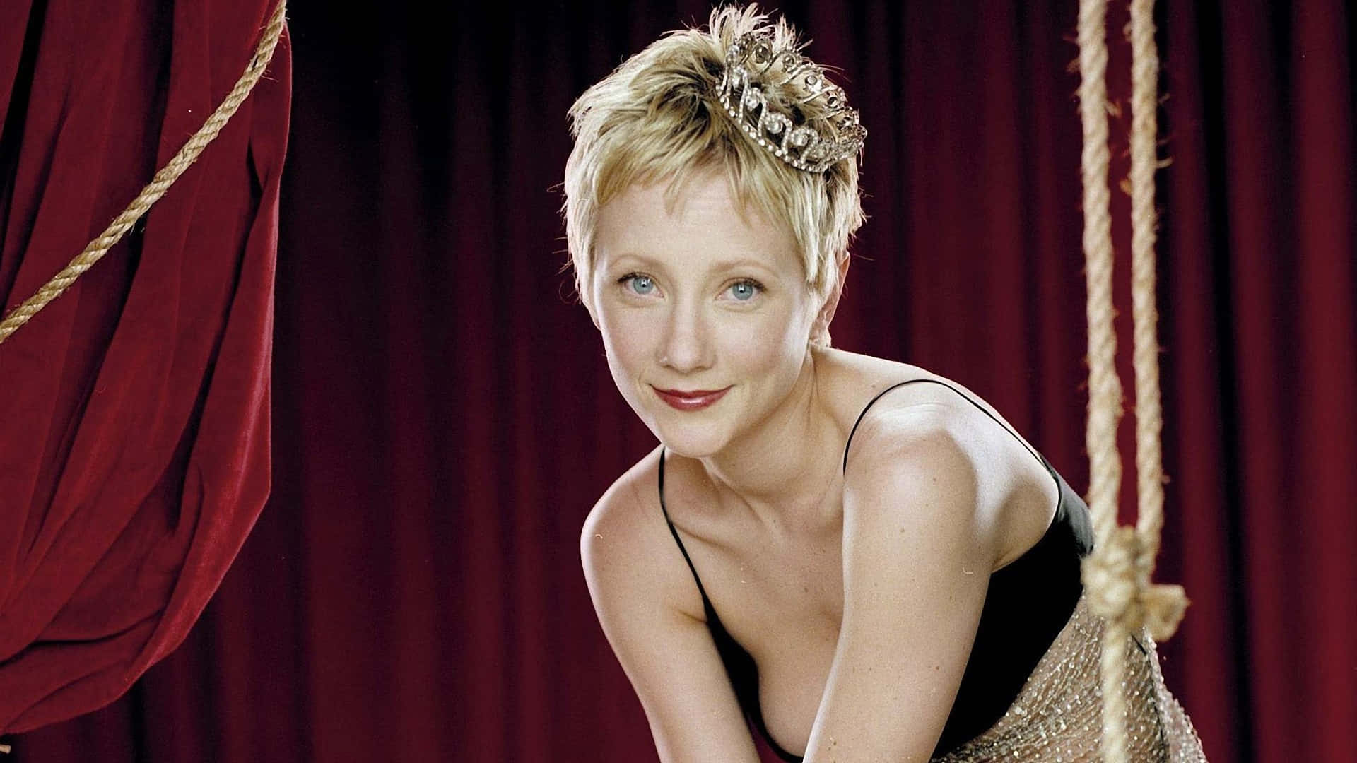 Anne Heche, short blonde hair, tiara, Full HD Desktop Wallpaper