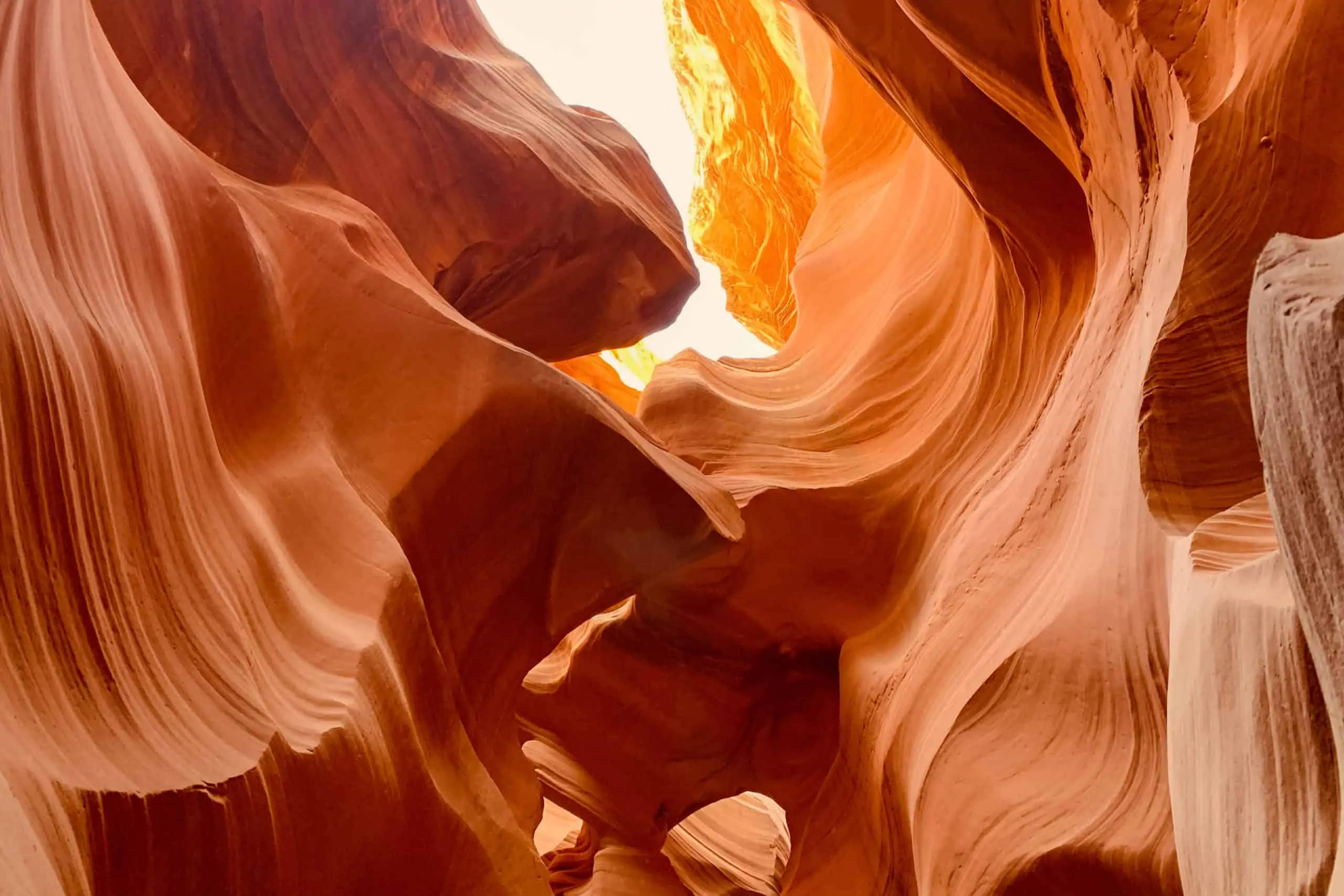 Antelope Canyon, warm colors, sunlight, 2K Desktop Wallpaper