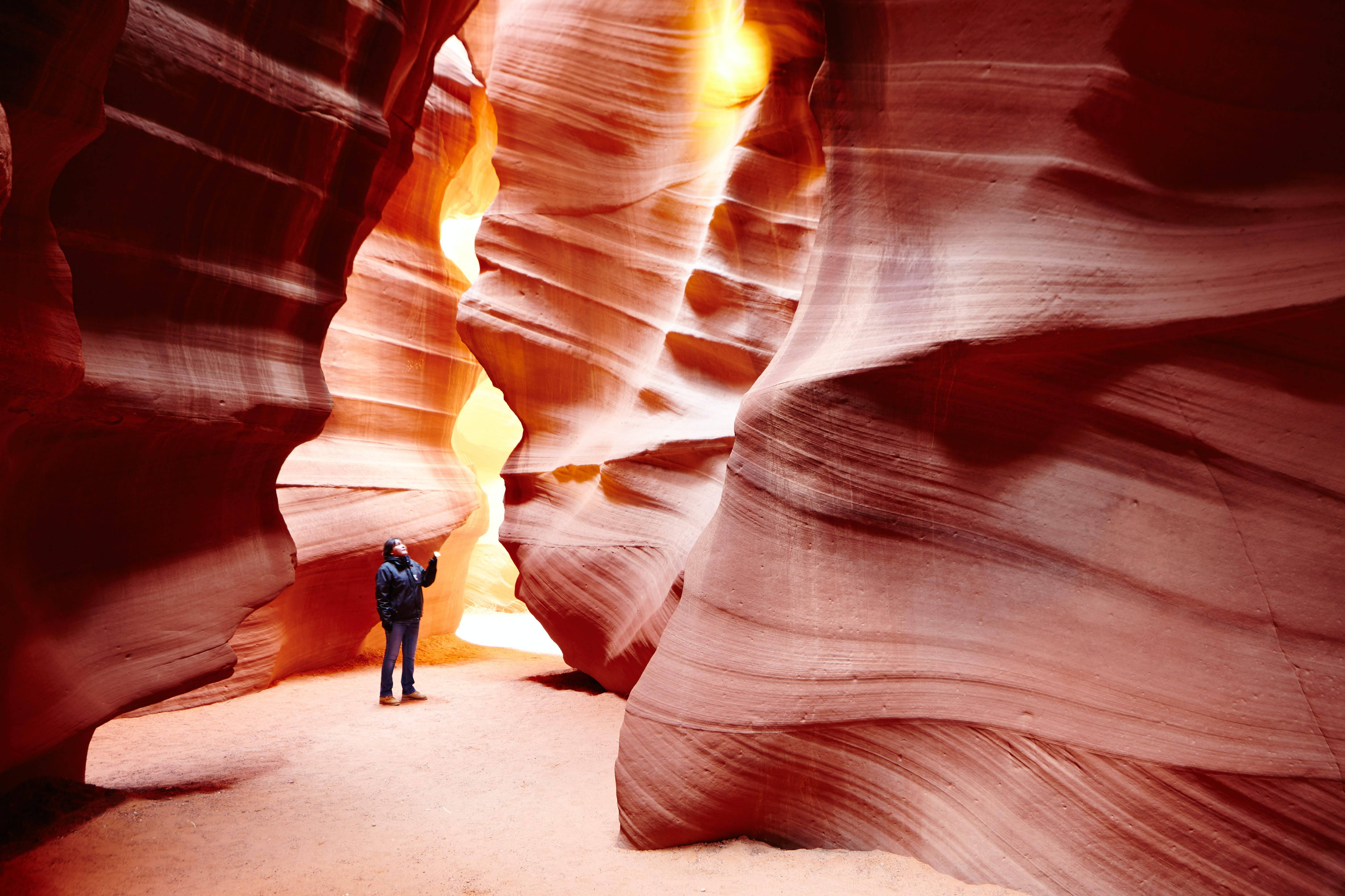 Antelope Canyon, slot canyon, sunlight, 4K Desktop Wallpaper