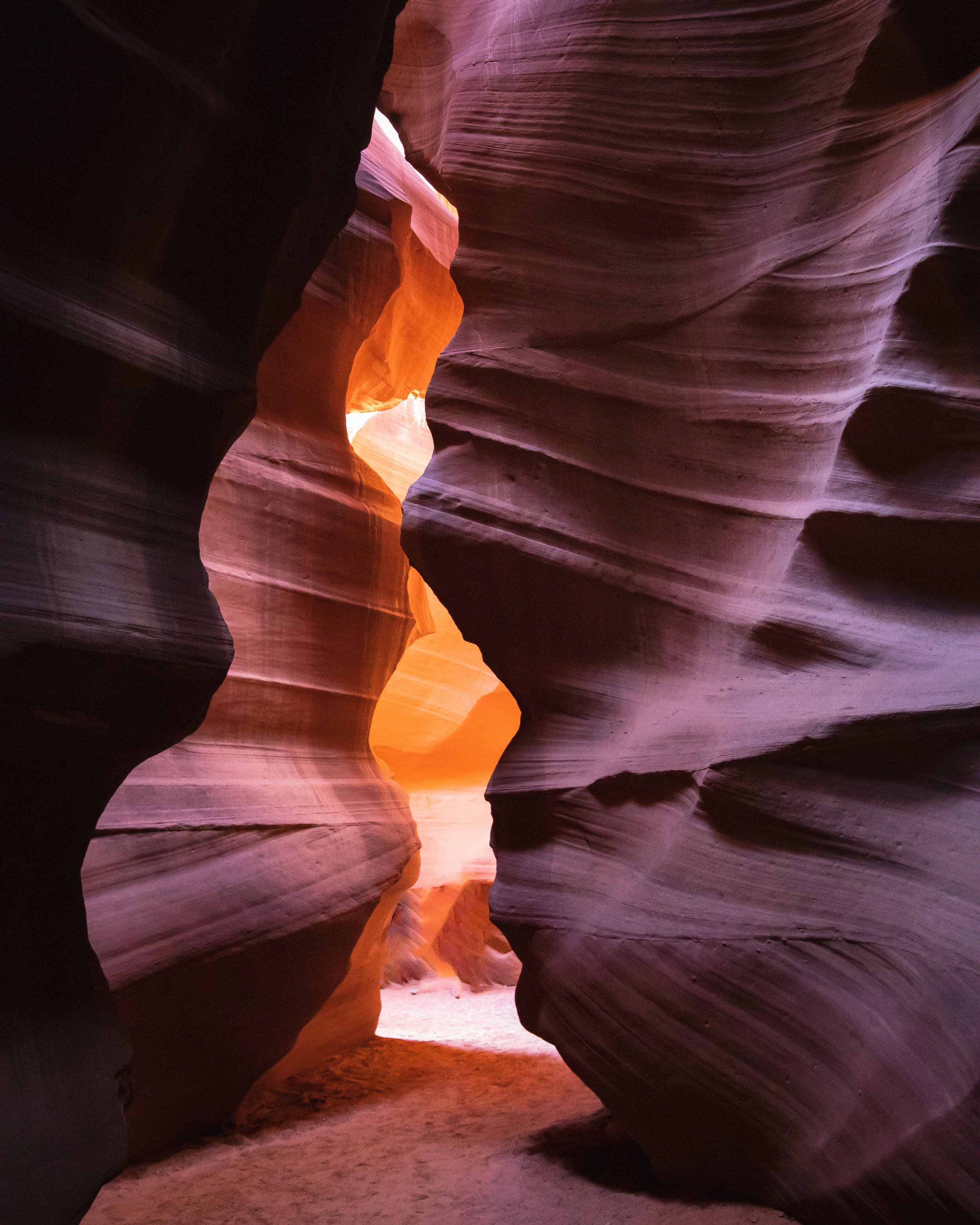 Antelope Canyon, slot canyon, swirling sandstone walls, 2K Phone Wallpaper