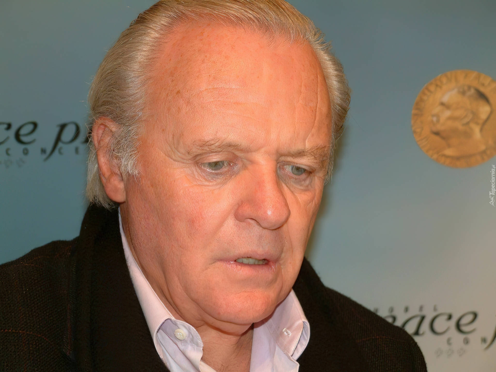 Anthony Hopkins, gray hair, blue backdrop, Full HD Desktop Wallpaper
