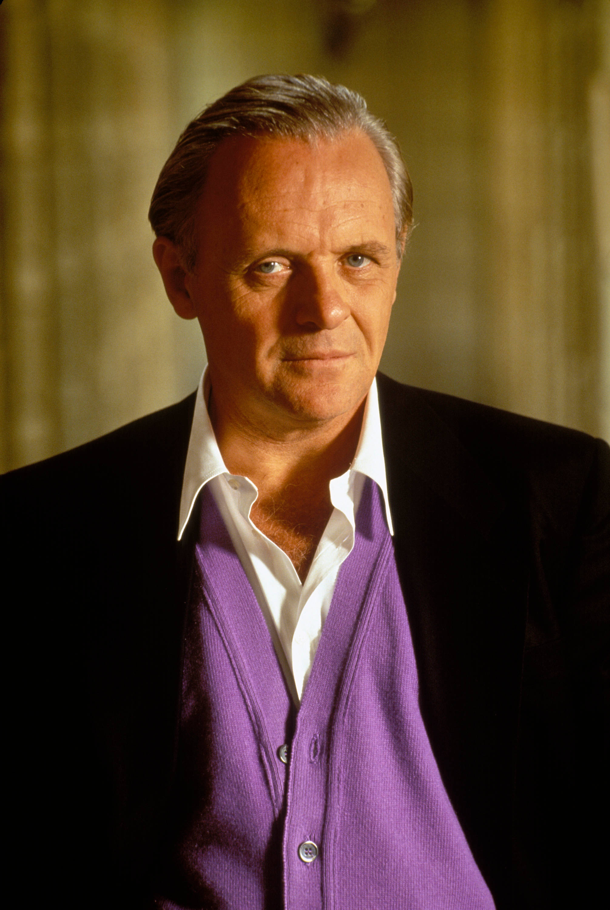 Anthony Hopkins, purple blazer, gray hair, 2K Phone Wallpaper