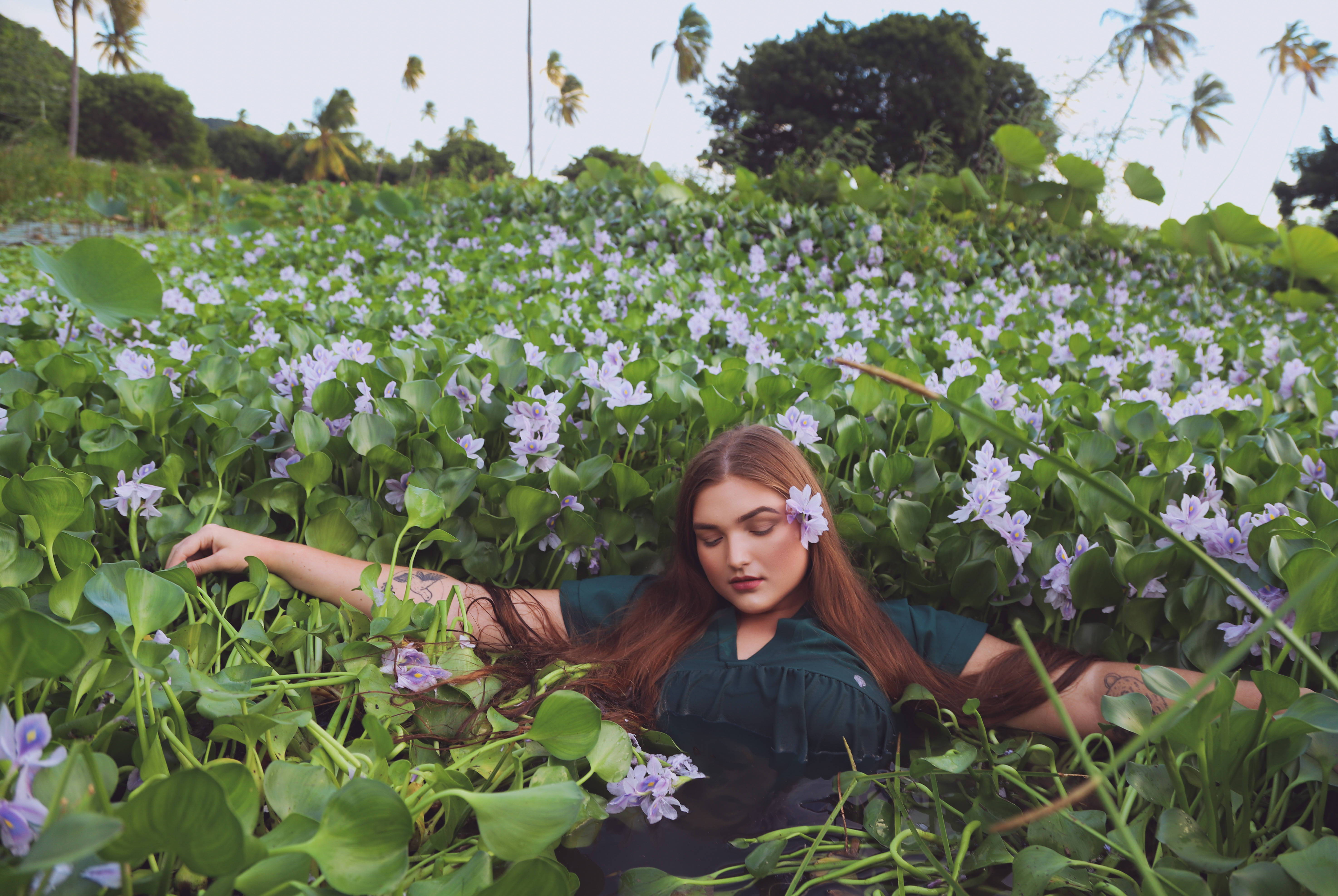 girl, flowers, Antigua And Barbuda, 5K Desktop Wallpaper