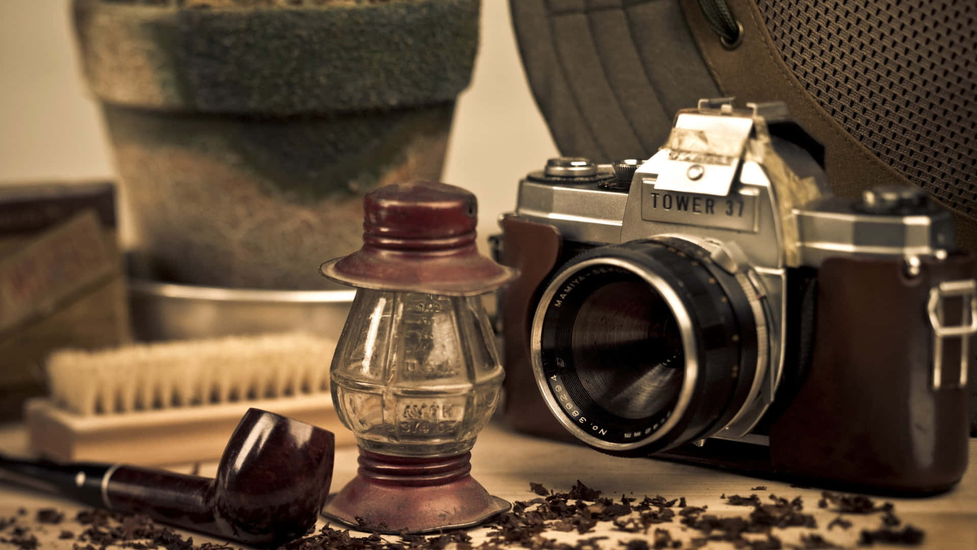 vintage camera, lantern, wooden surface, Full HD Desktop Wallpaper